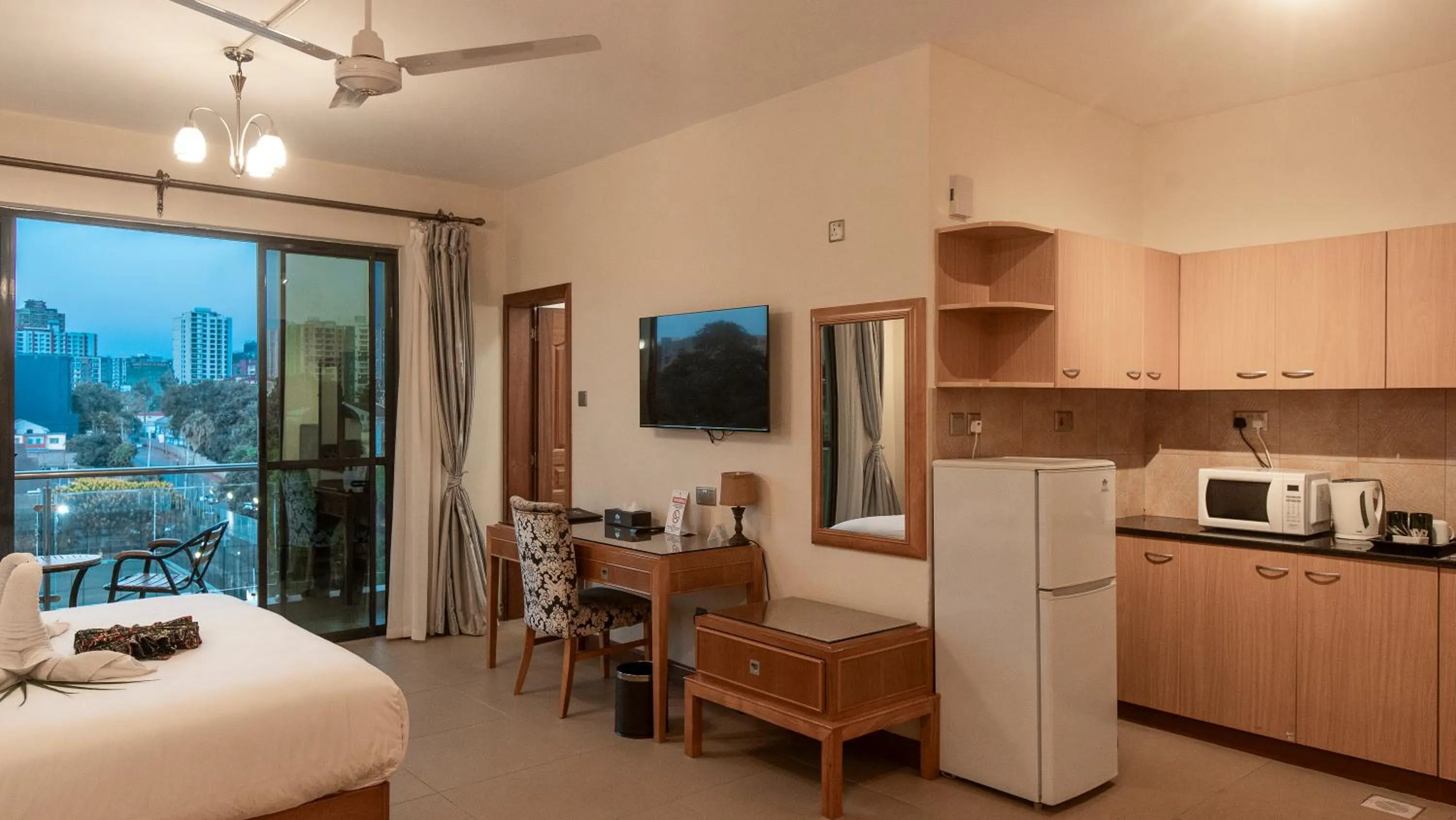 Bed in Lotos Inn & Suites, Nairobi