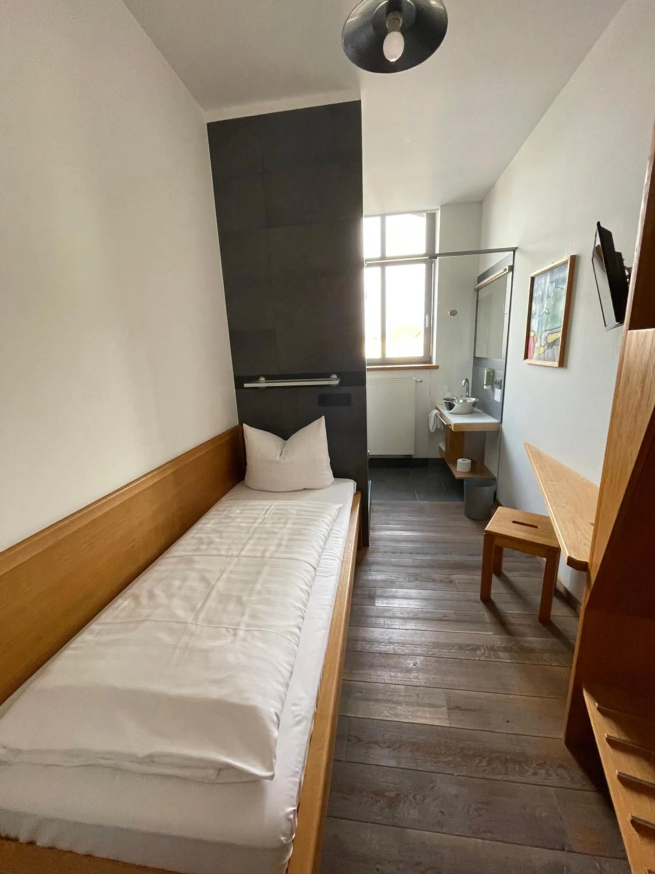 Photo of the whole room, Bed in Fronveste das alte Knasthaus