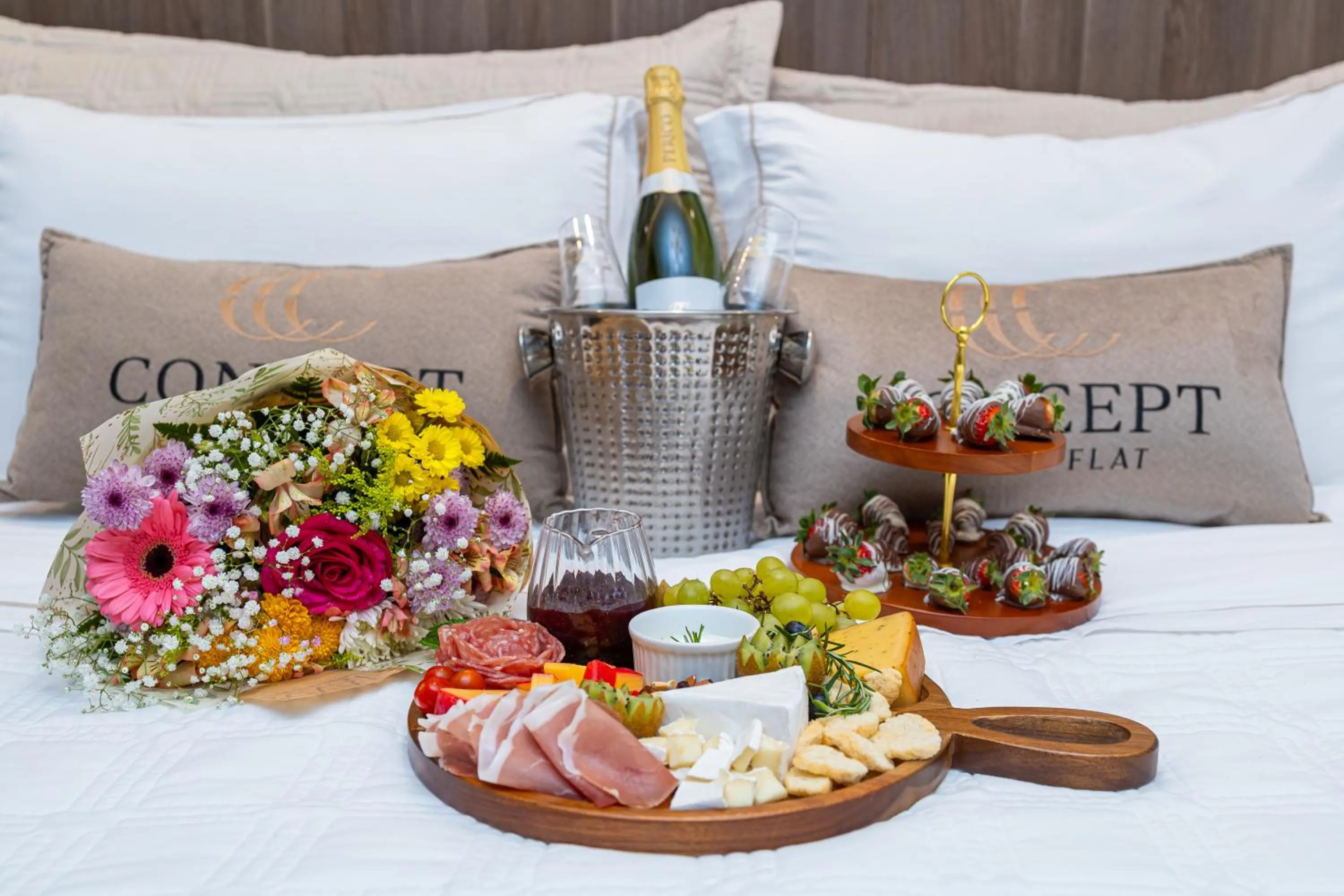 room service in Concept Hotel Flat