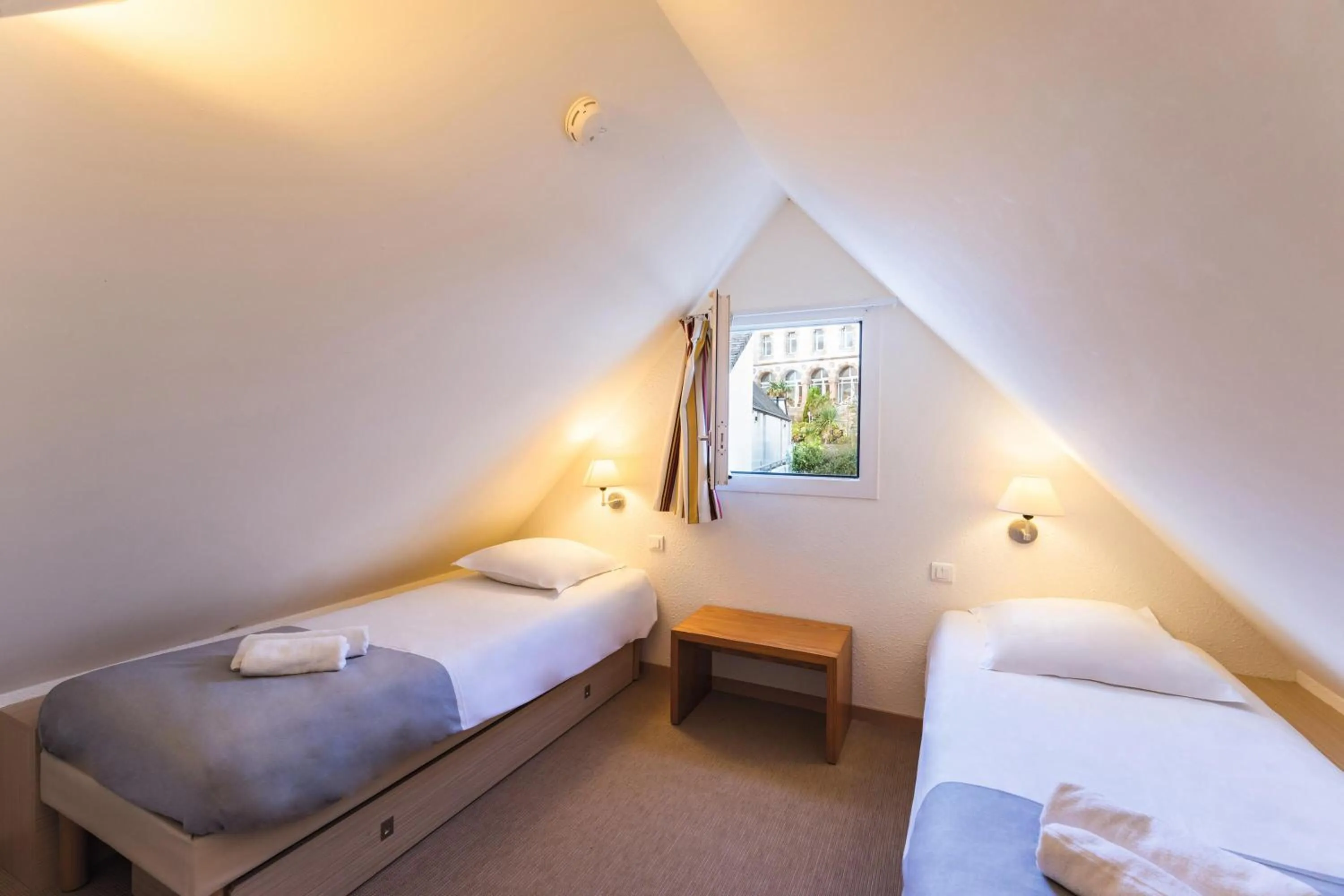 Bedroom, Bed in Belambra Clubs Trégastel - Le Castel Sainte Anne