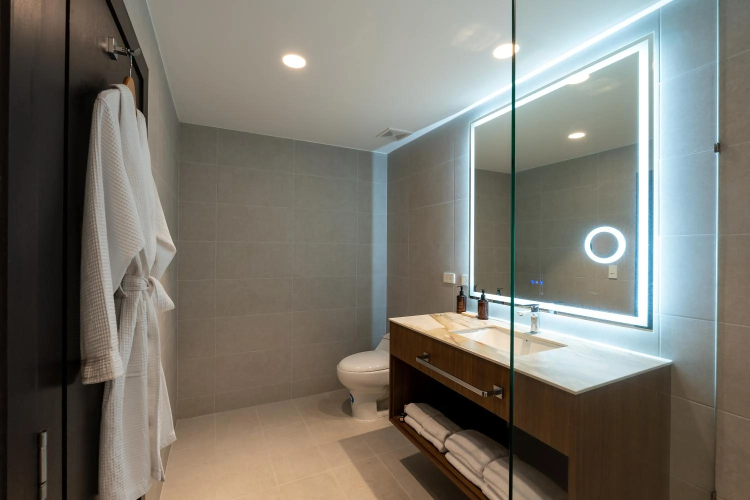 Bathroom in Wyndham Quito Airport