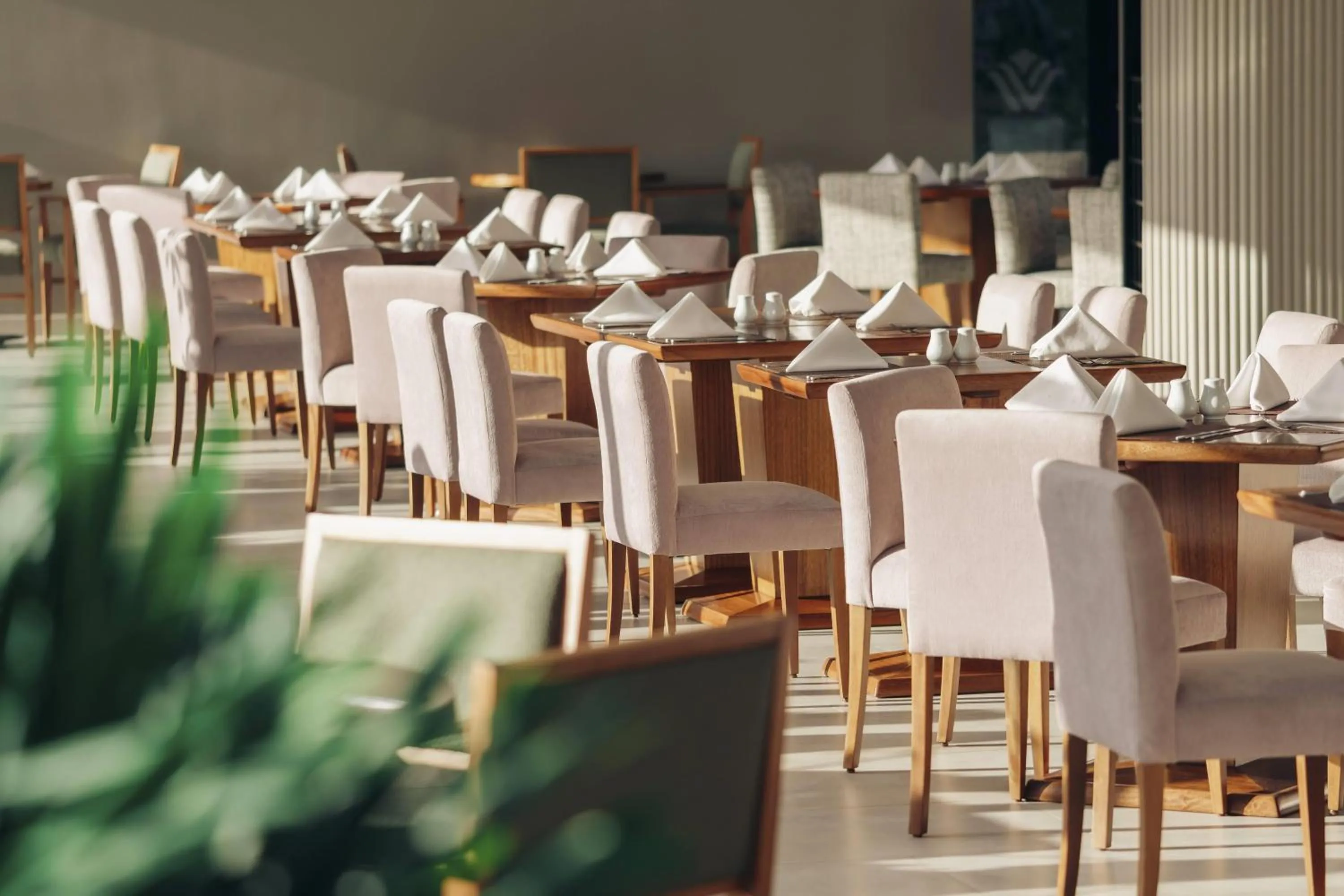 Restaurant/places to eat in Wyndham Quito Airport