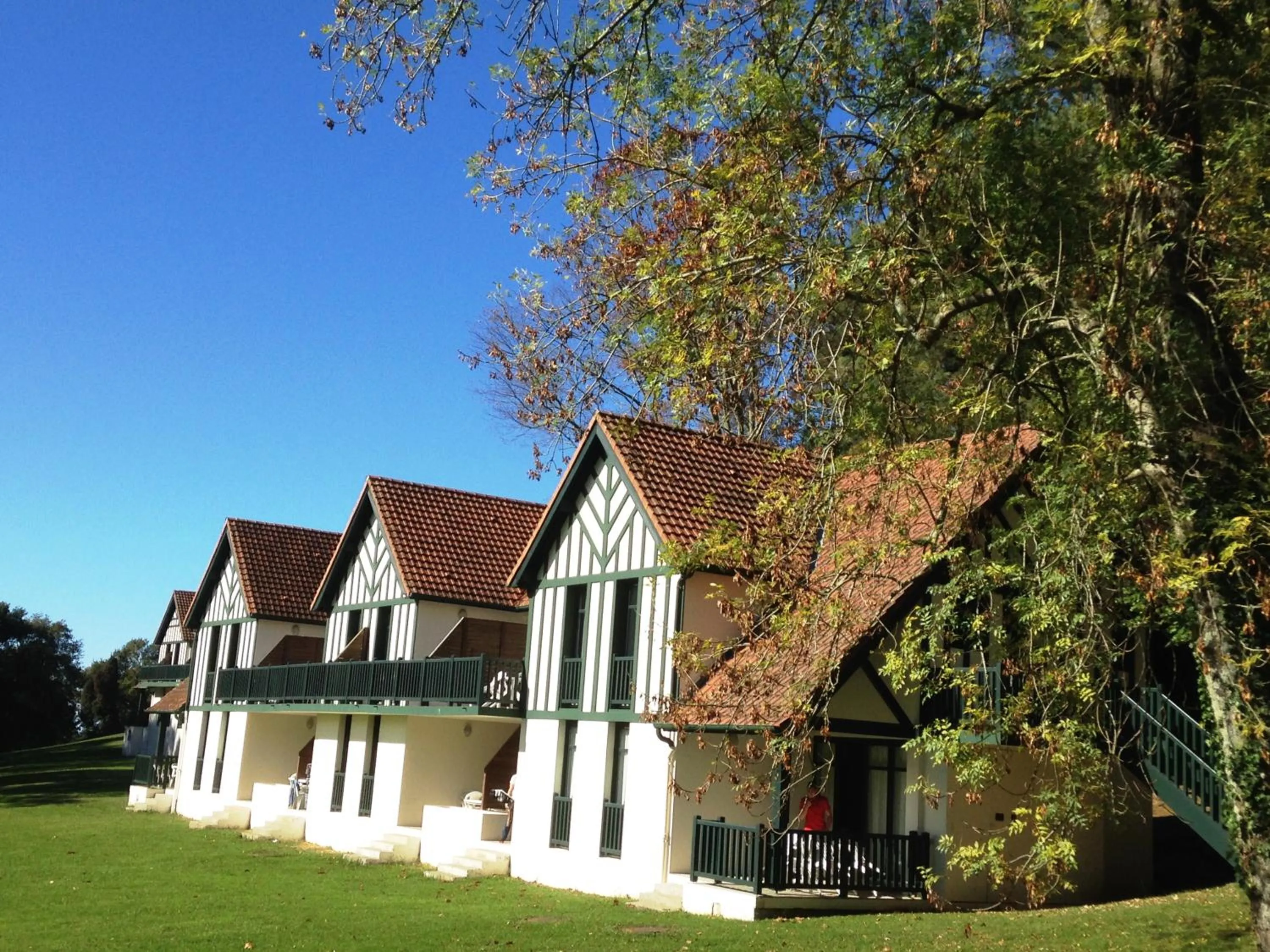 Facade/entrance in VTF Le Domaine de Françon