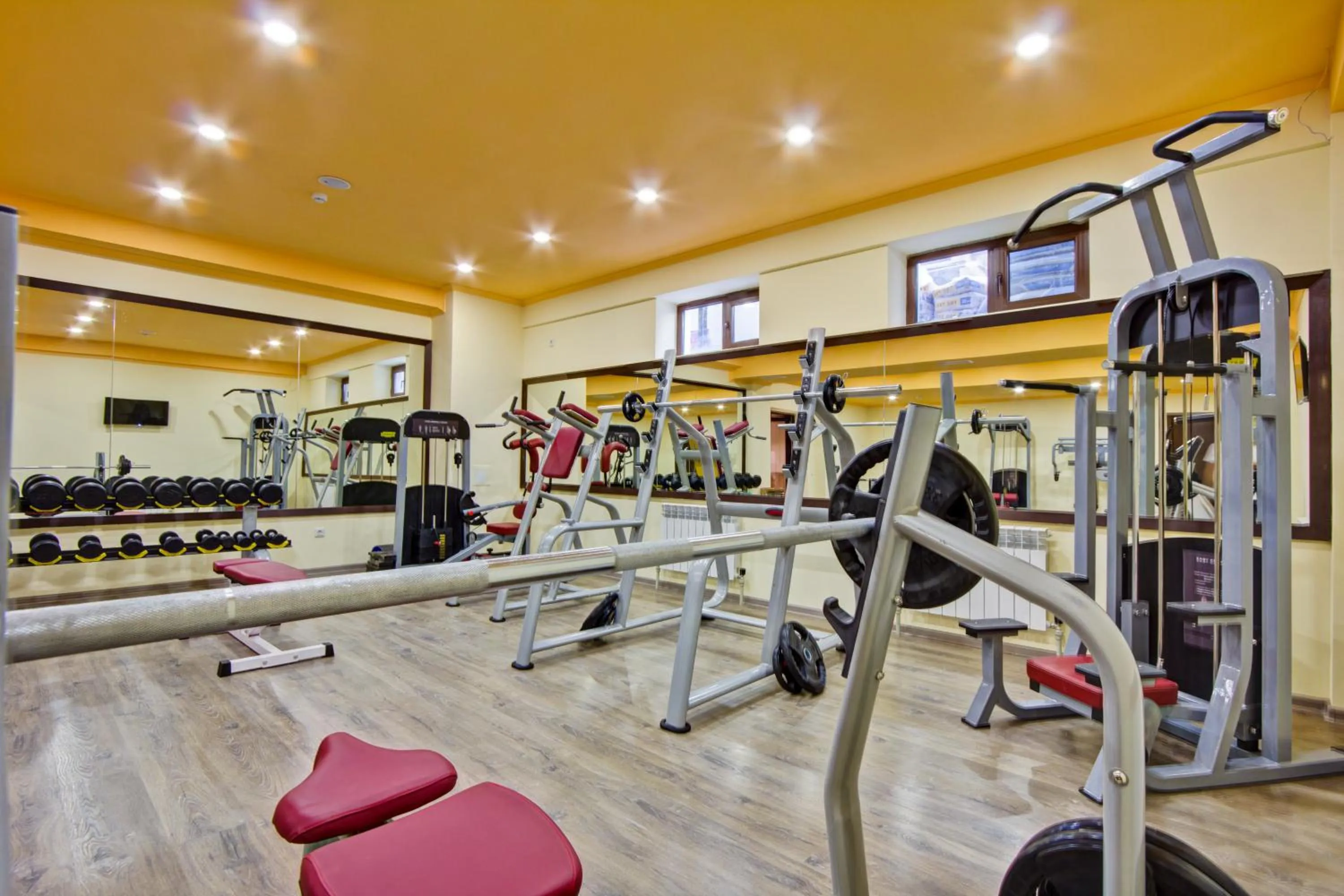 Fitness centre/facilities in Garden Hotel