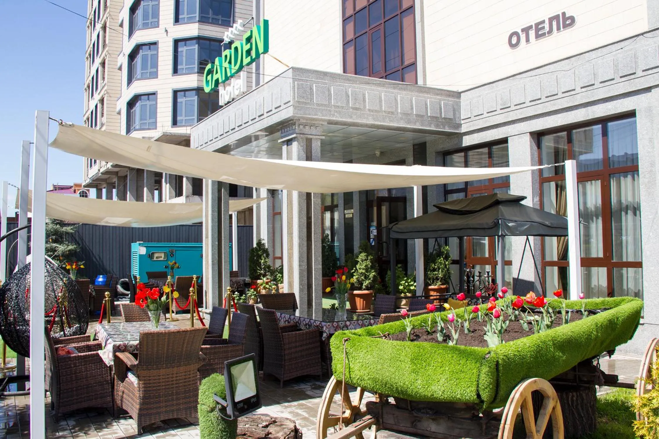 Garden in Garden Hotel