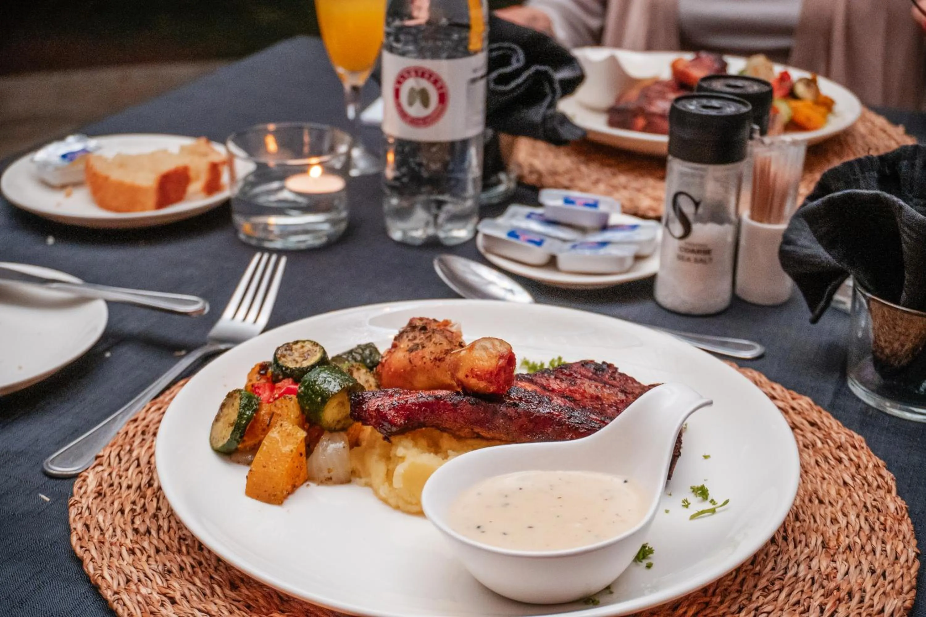 Food in Xanatseni Private Camp