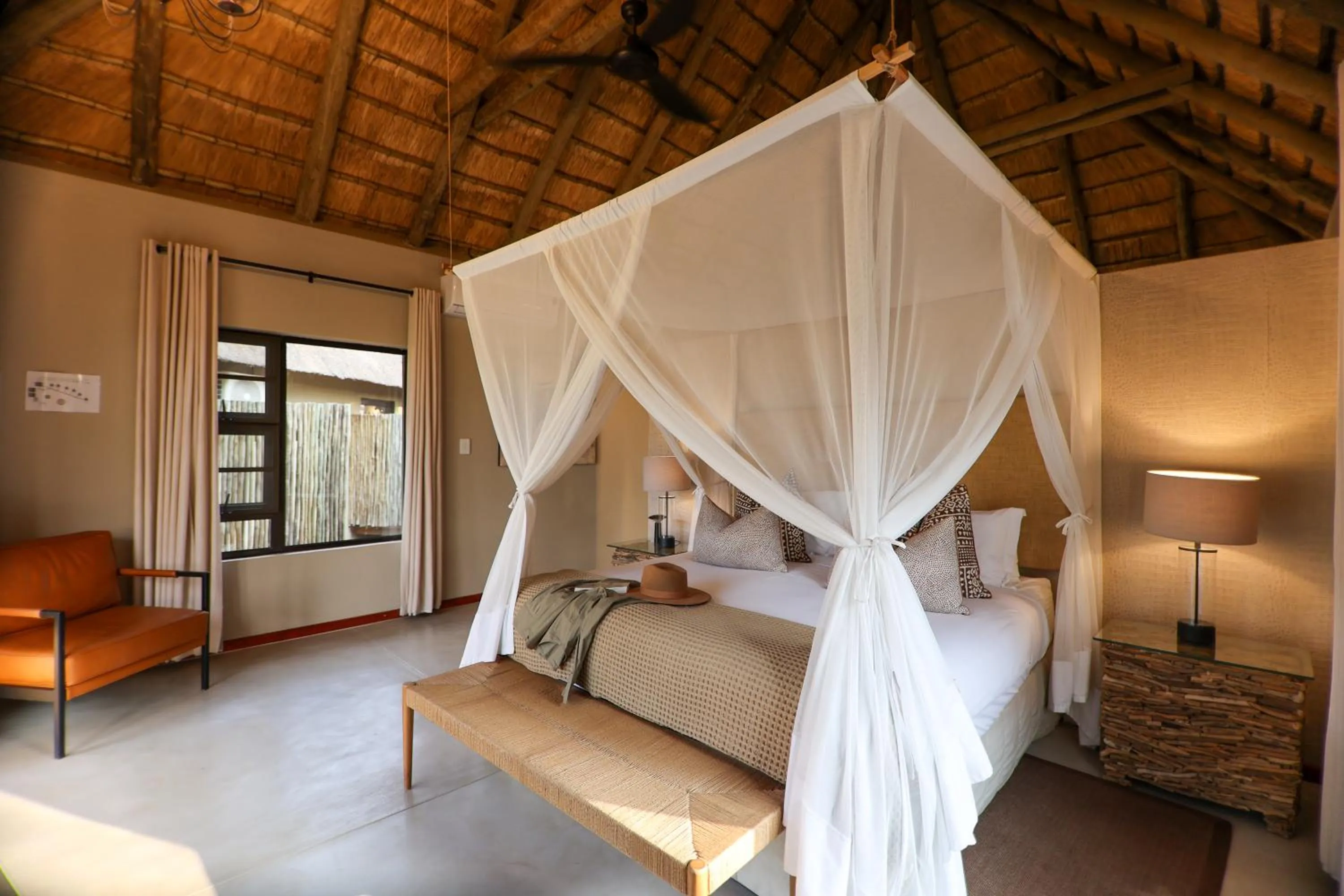 Bed in Xanatseni Private Camp