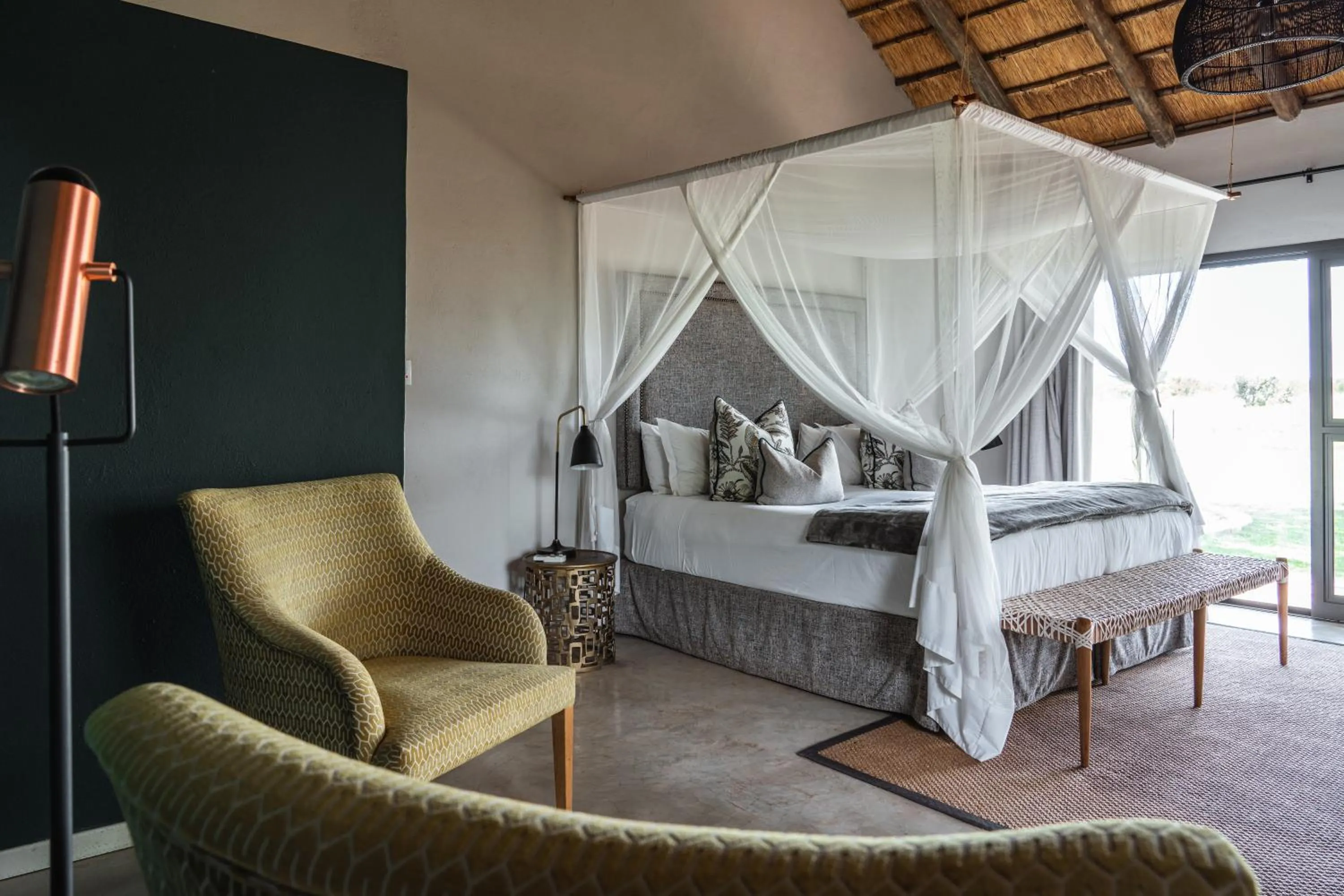 Bed in Xanatseni Private Camp