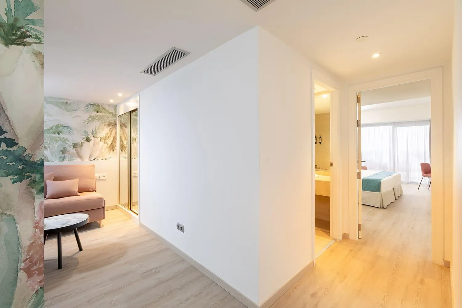 Living room, Bed in Hotel Cristina by Tigotan Las Palmas - Adults Only