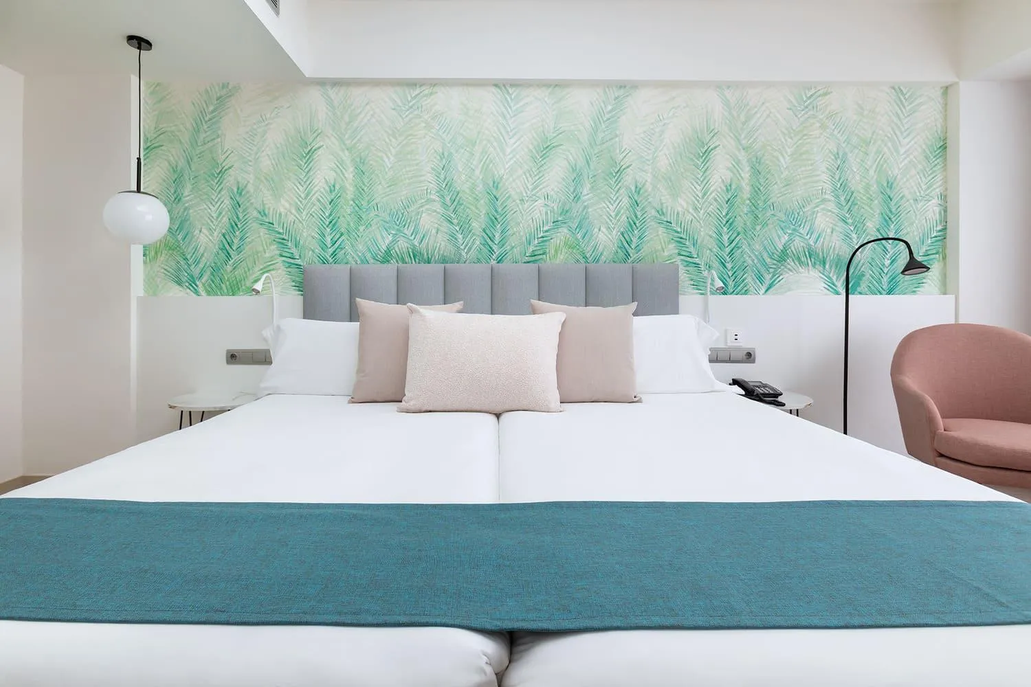 Bed in Hotel Cristina by Tigotan Las Palmas - Adults Only