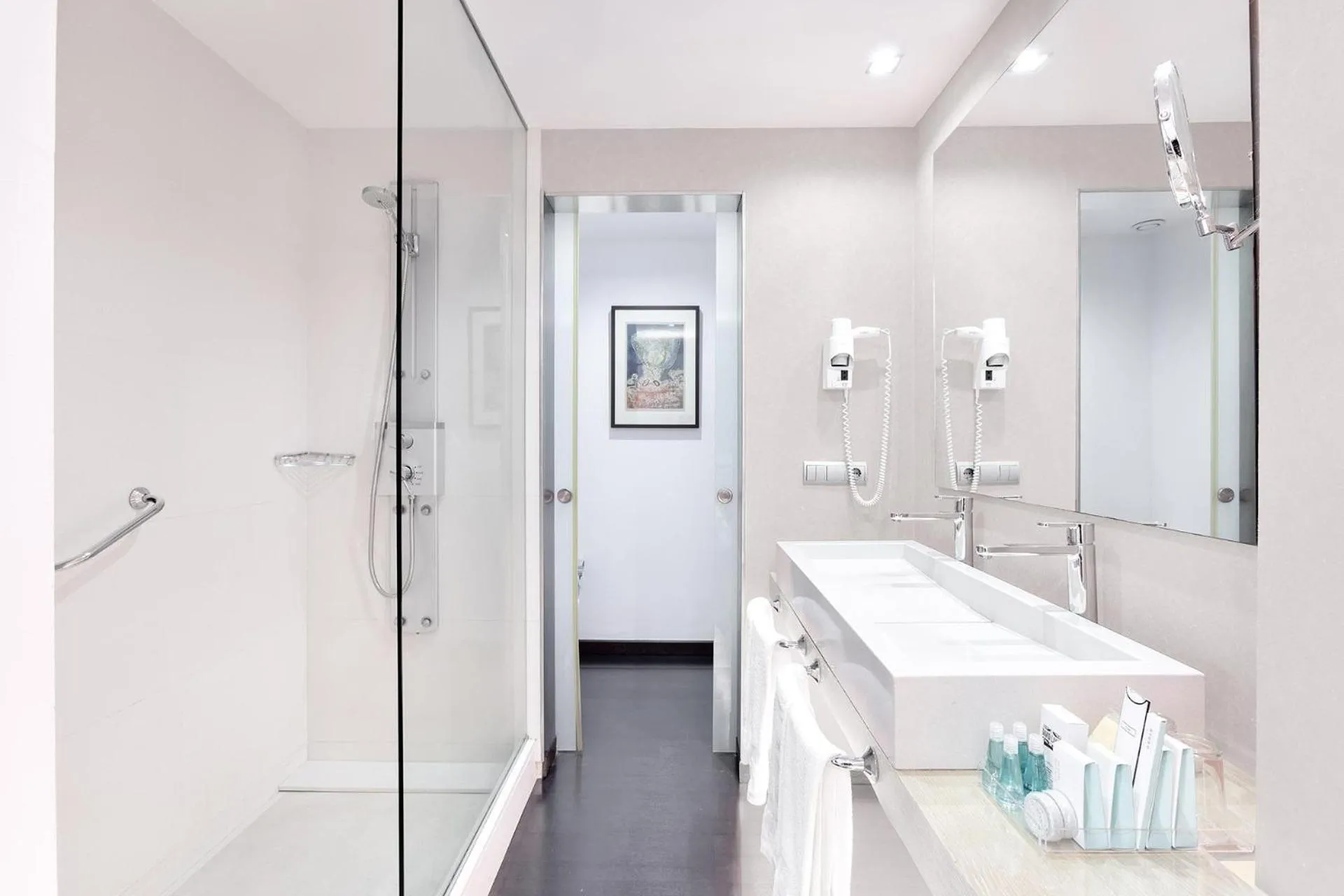 Bathroom in Hotel Cristina by Tigotan Las Palmas - Adults Only