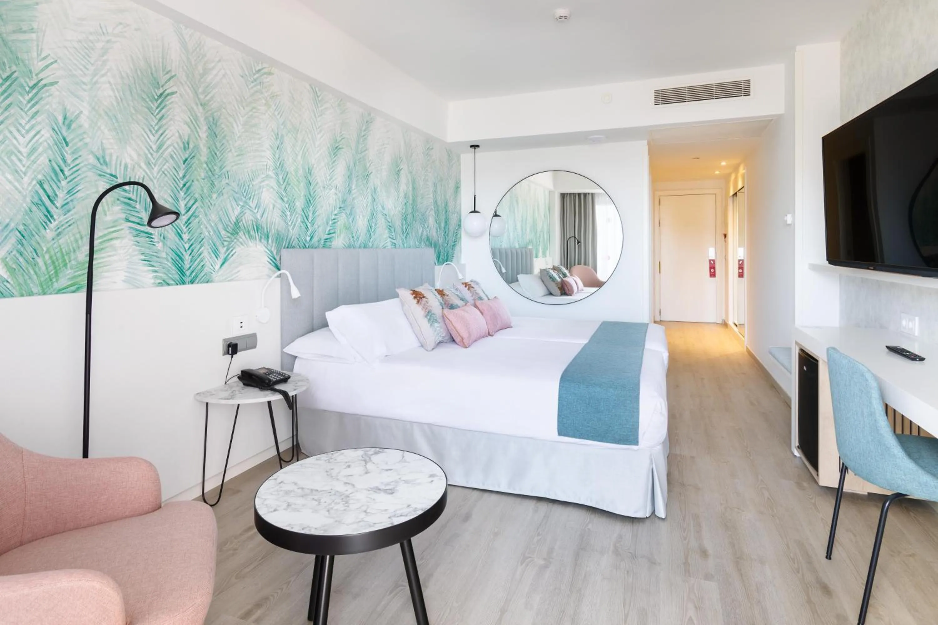 Photo of the whole room, Bed in Hotel Cristina by Tigotan Las Palmas - Adults Only