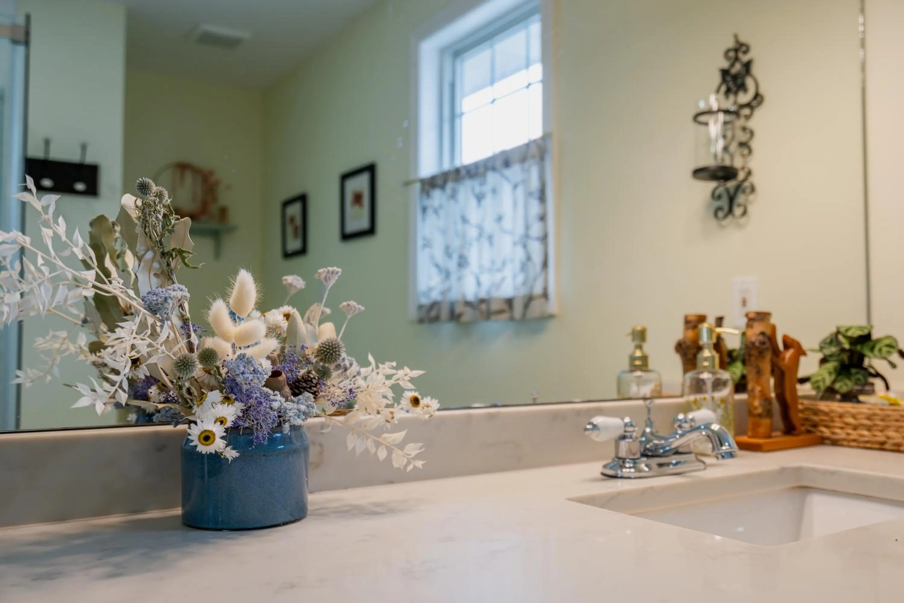 Bathroom in Old Town Country Landing