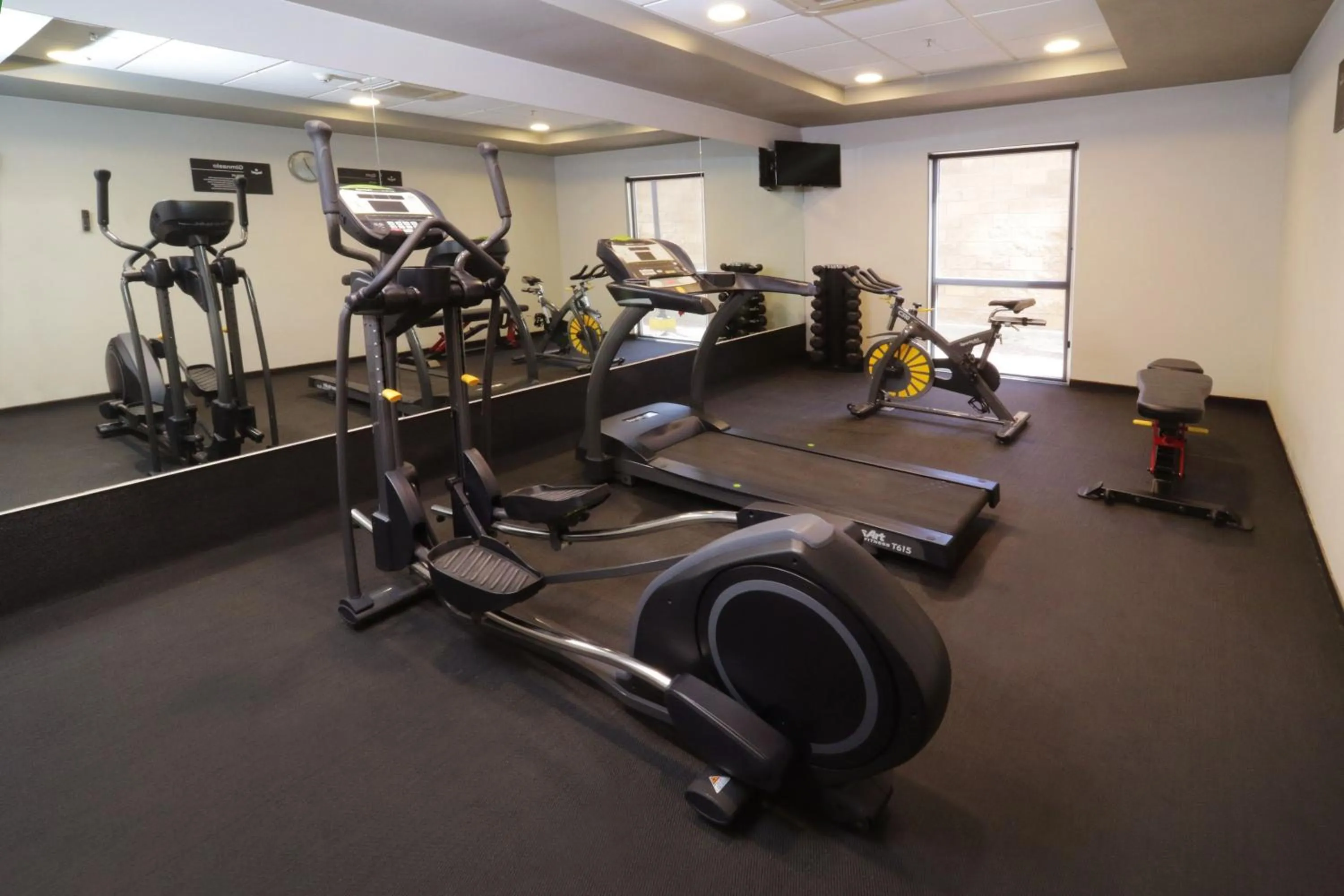 Fitness centre/facilities in City Express by Marriott Piedras Negras