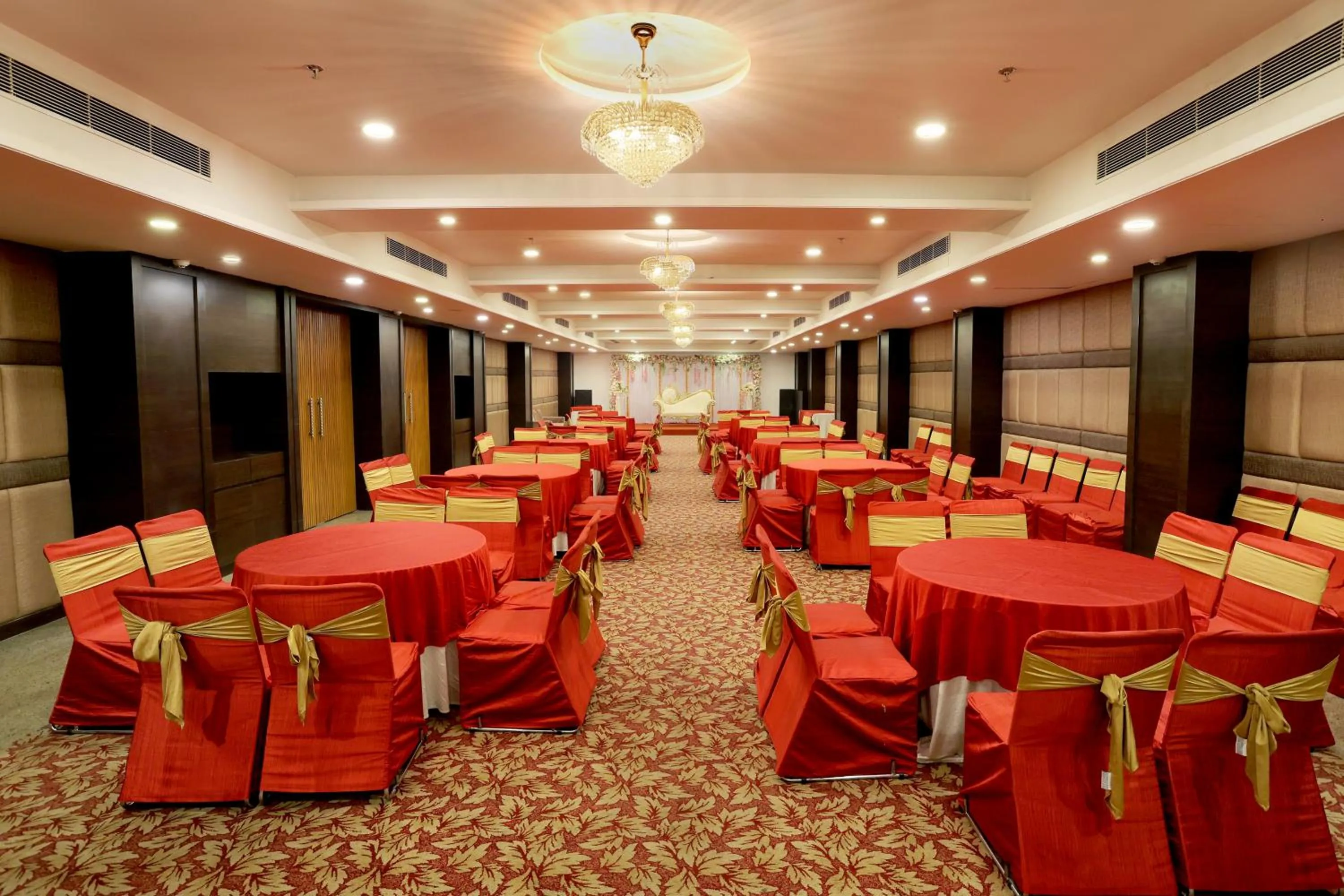 Banquet/Function facilities in Royale Lalit Hotel Jaipur