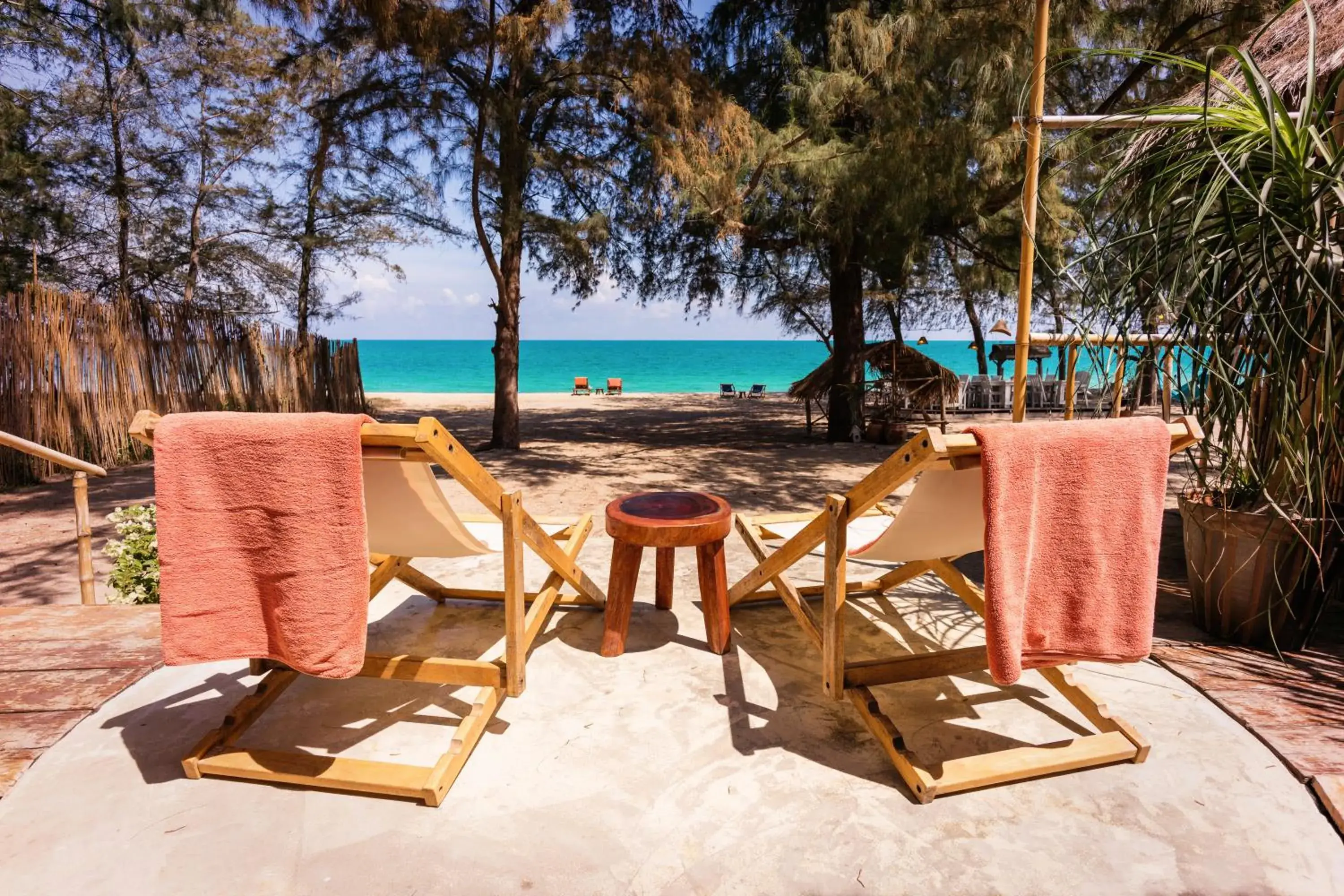 Deluxe Bungalow - Beach Front in Mumsa Beach Resort & Restaurant Deluxe Bungalow - Beach Front in Mumsa Beach Resort & Restaurant