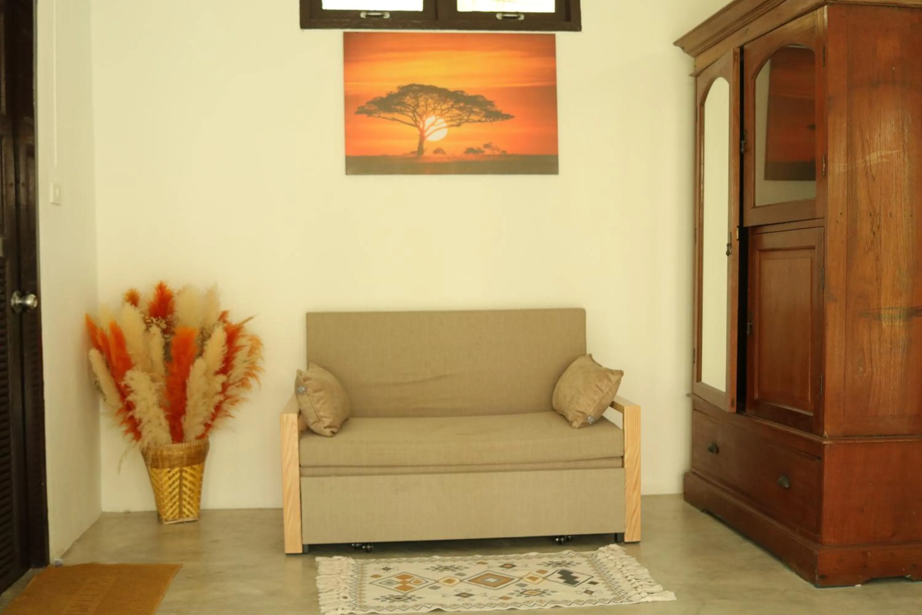 Photo of the whole room in Mumsa Beach Resort & Restaurant