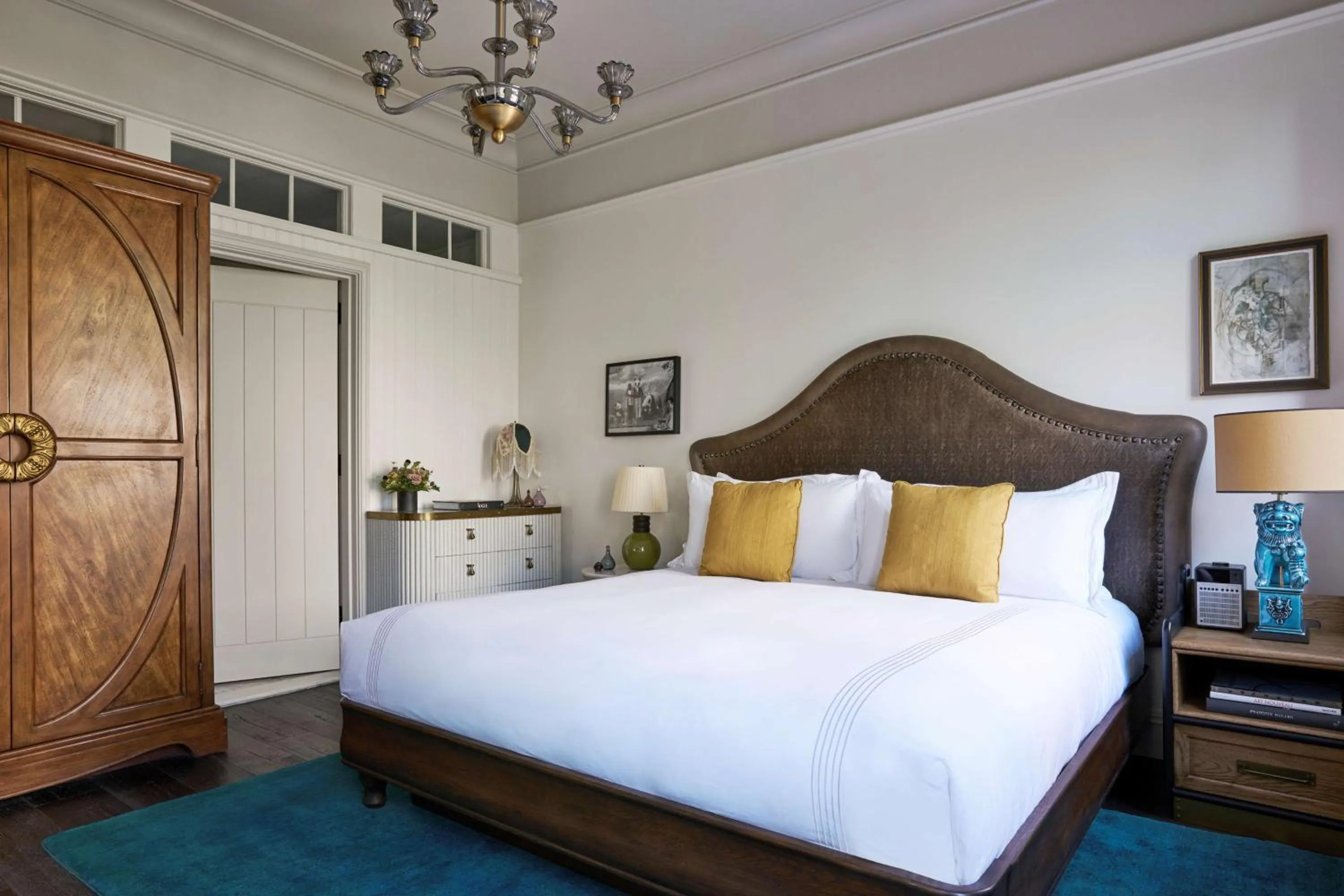 Photo of the whole room, Bed in The Beekman, A Thompson Hotel, by Hyatt