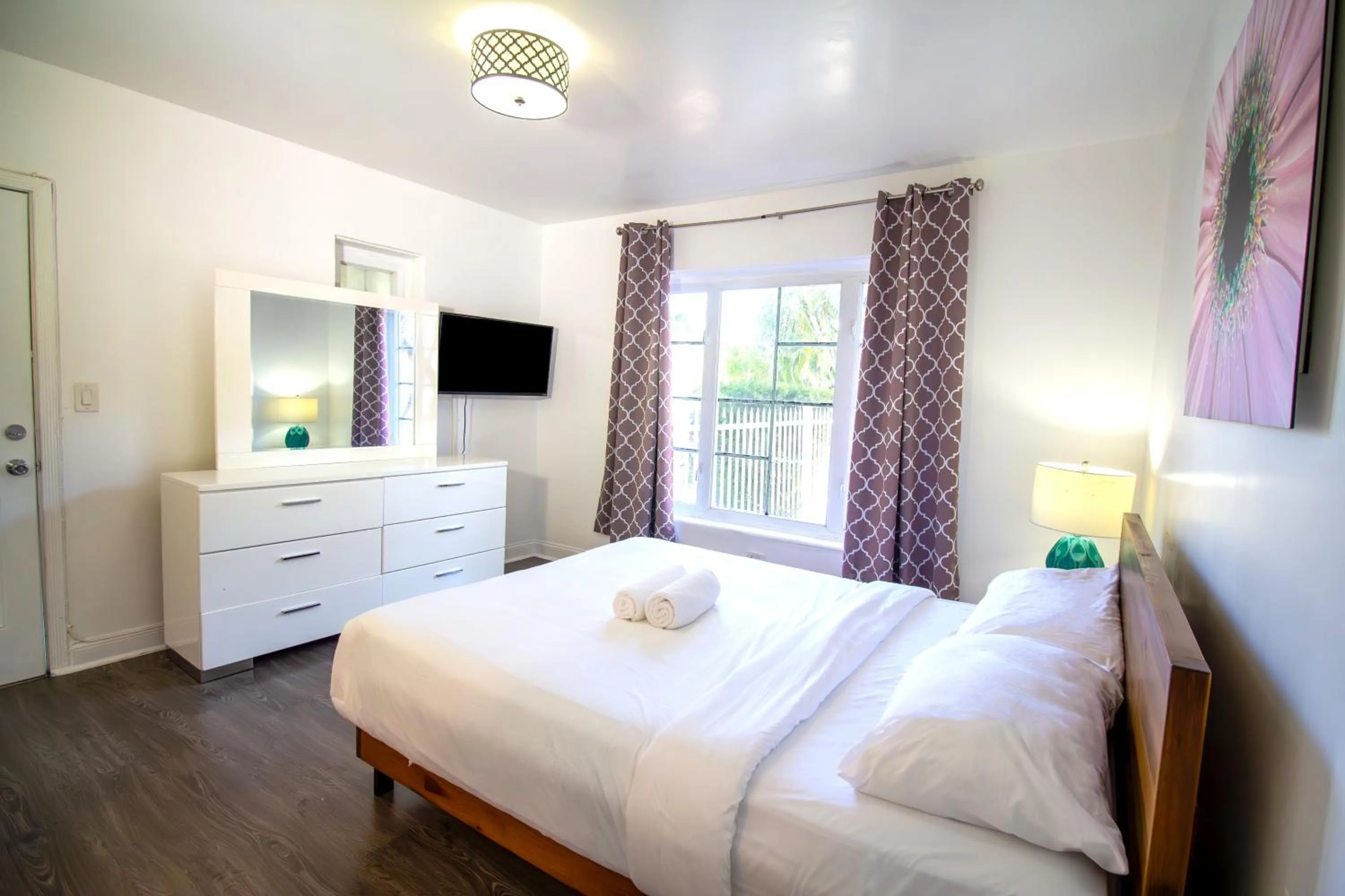 Bed in Courtyard Apartments Part of the Oasis Casita Collection