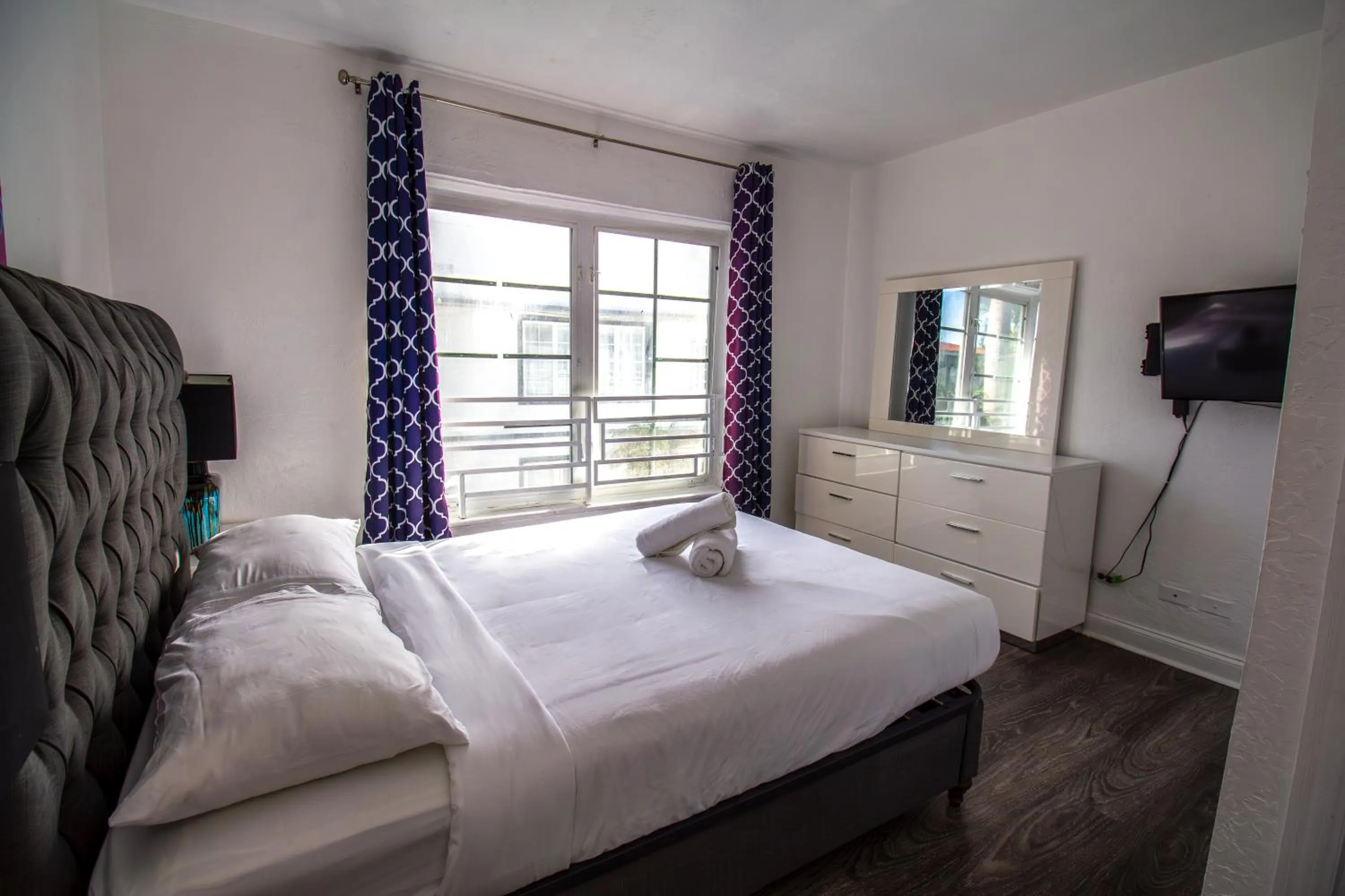 Bed in Courtyard Apartments Part of the Oasis Casita Collection