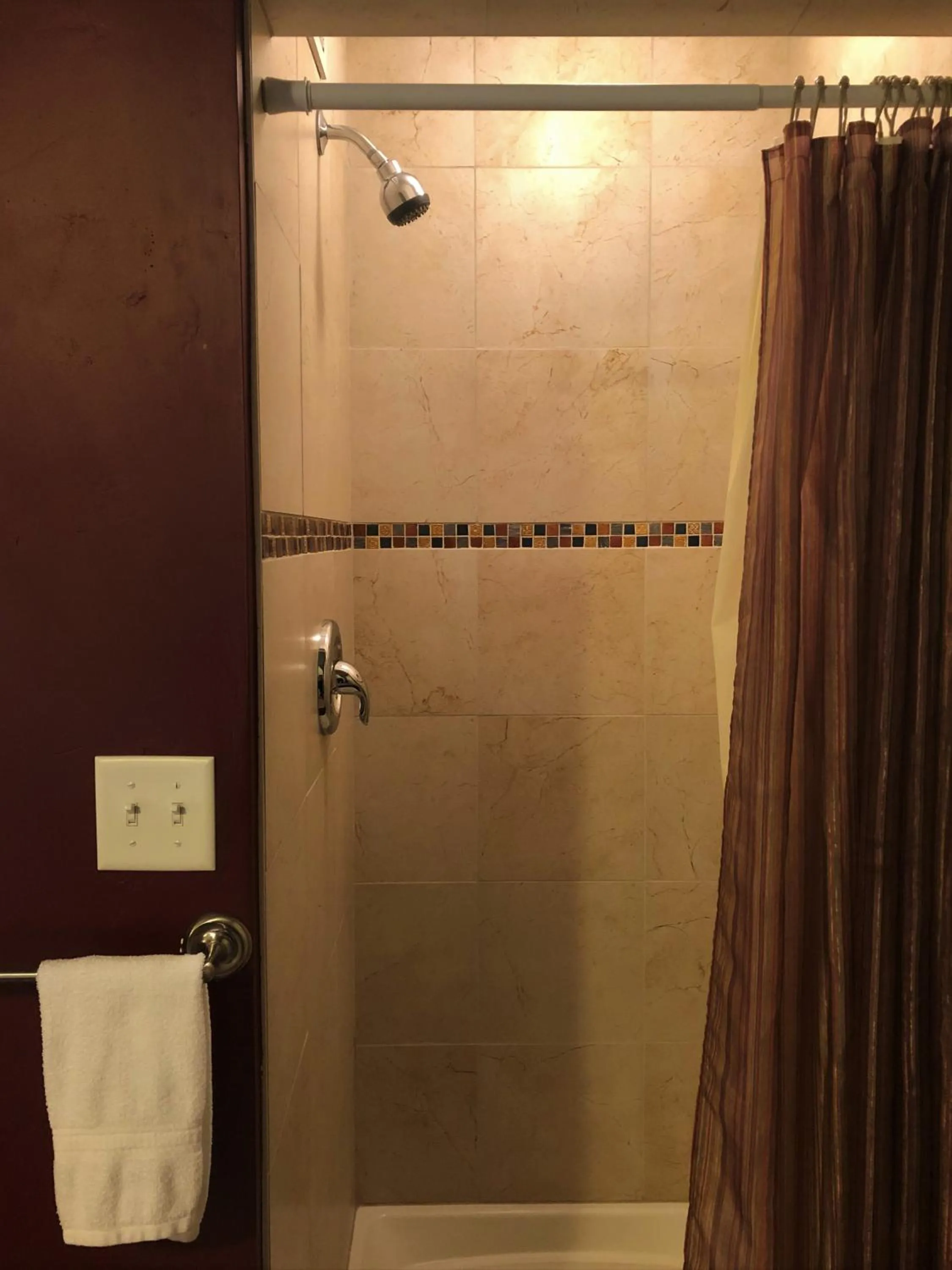 Shower in The Salida Inn and Hostel