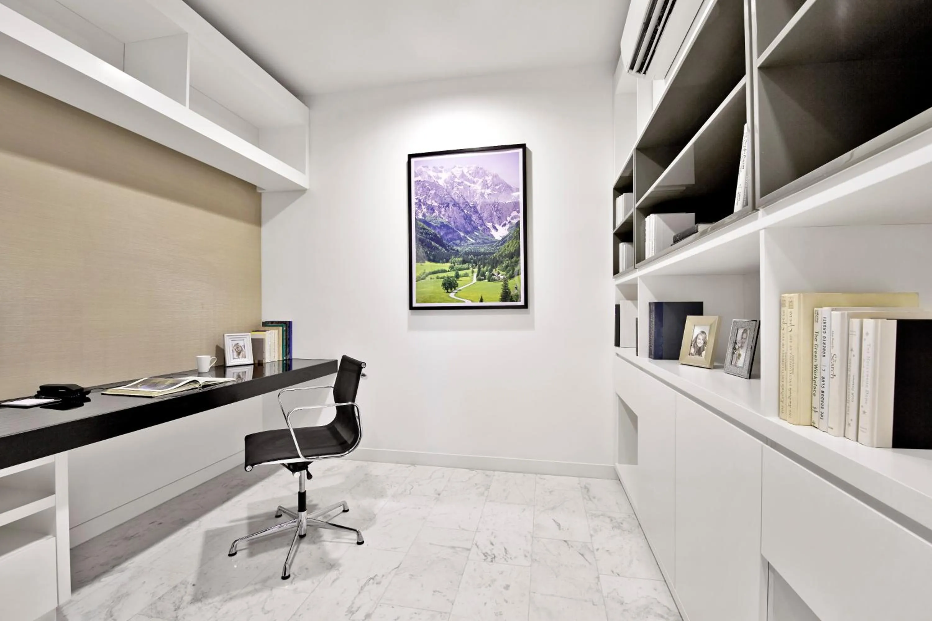 Living room in THE FACE Suites Hotel