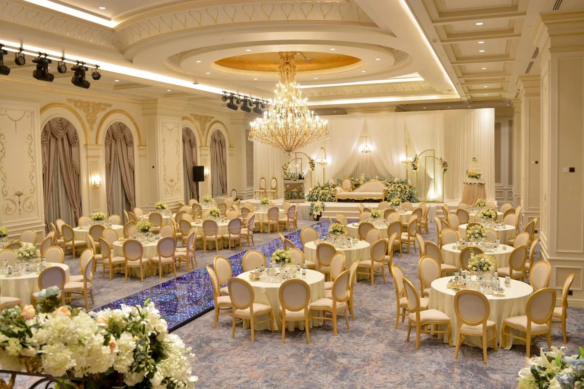 Property building in Sunset Jeddah