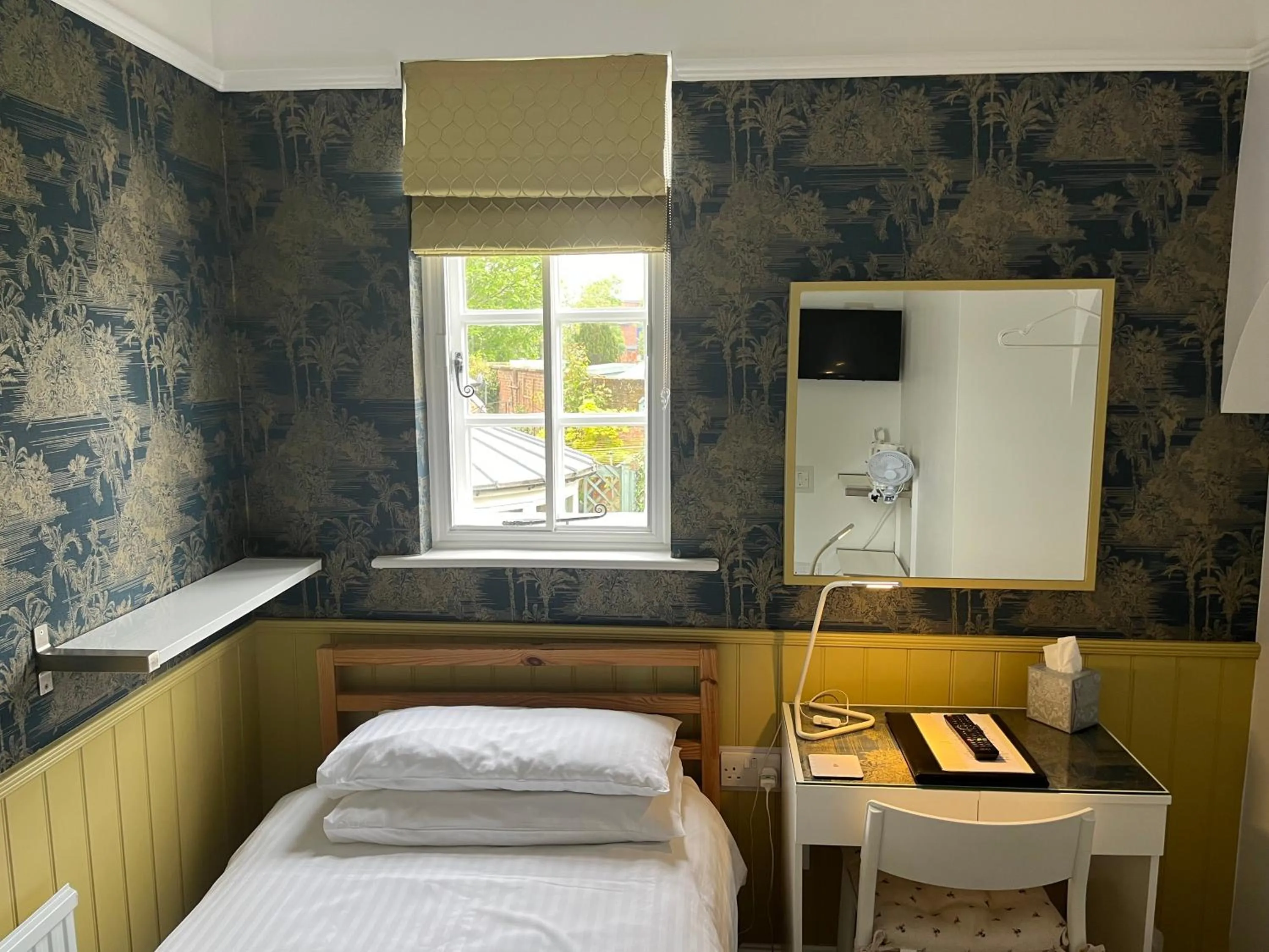 Bed in The Palmerston Rooms