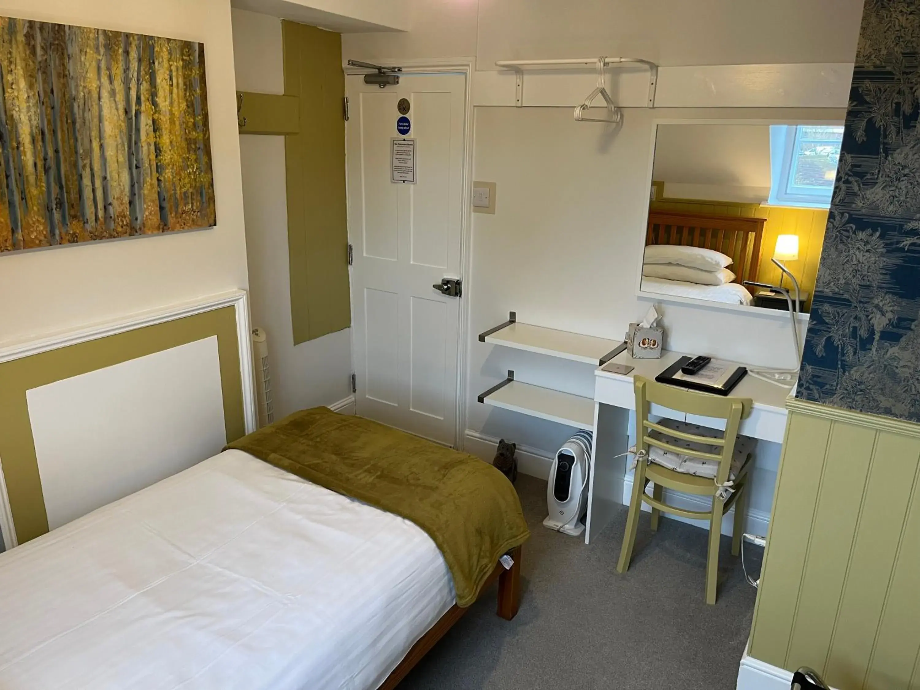 Single Room - single occupancy in The Palmerston Rooms Single Room - single occupancy in The Palmerston Rooms