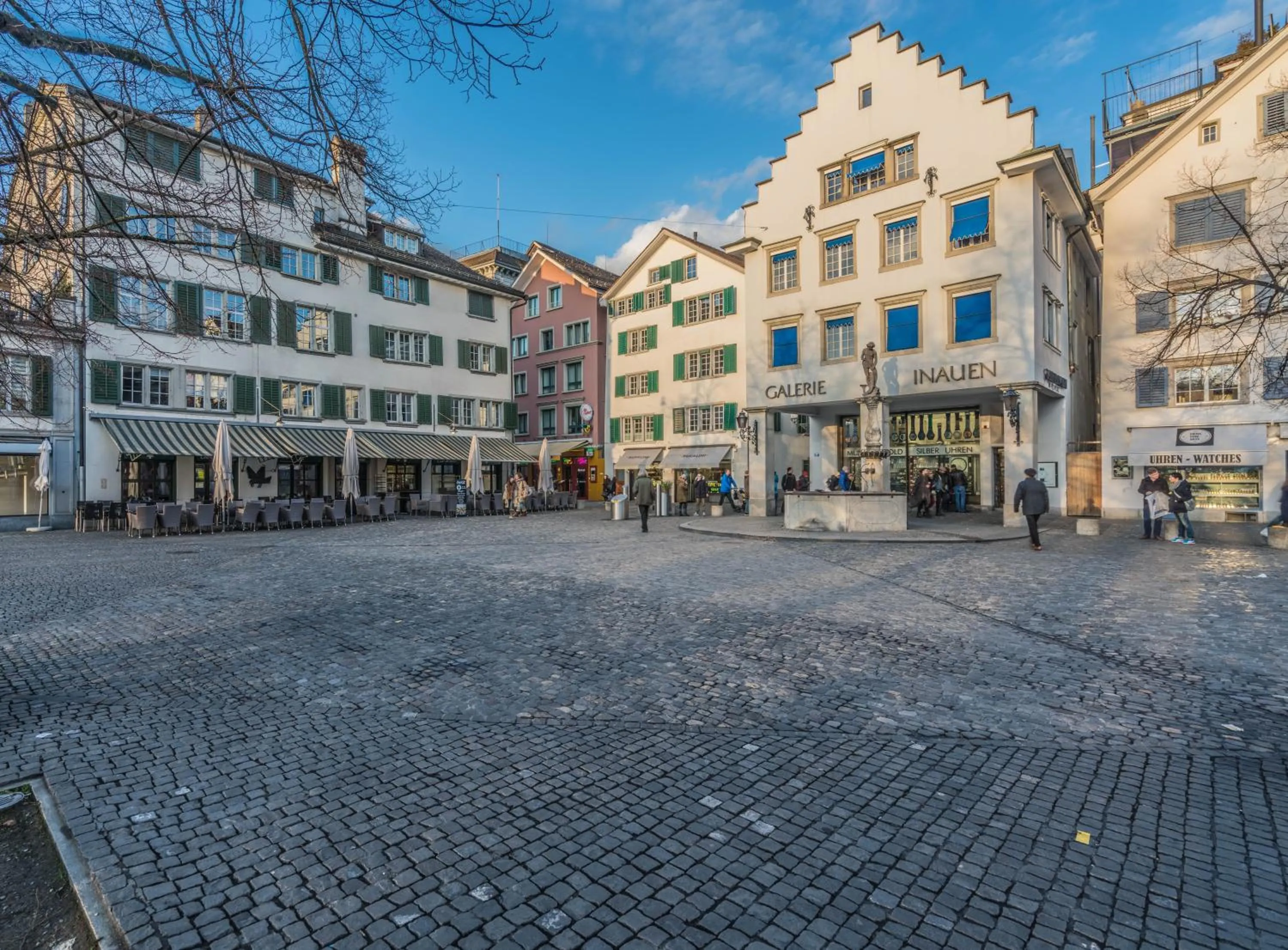 Nearby landmark in Lake Side Location Bellevue