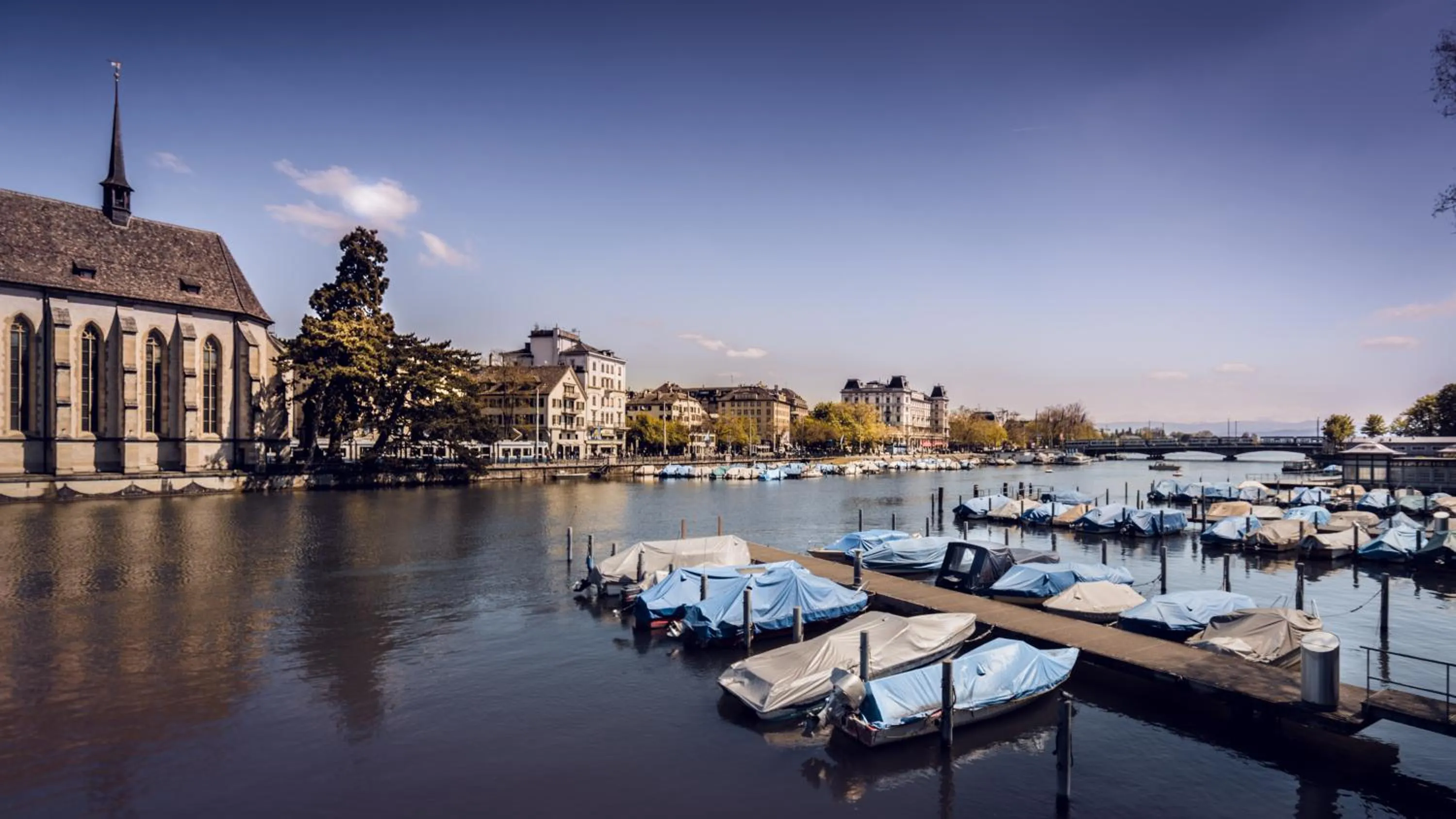 Nearby landmark in Lake Side Location Bellevue