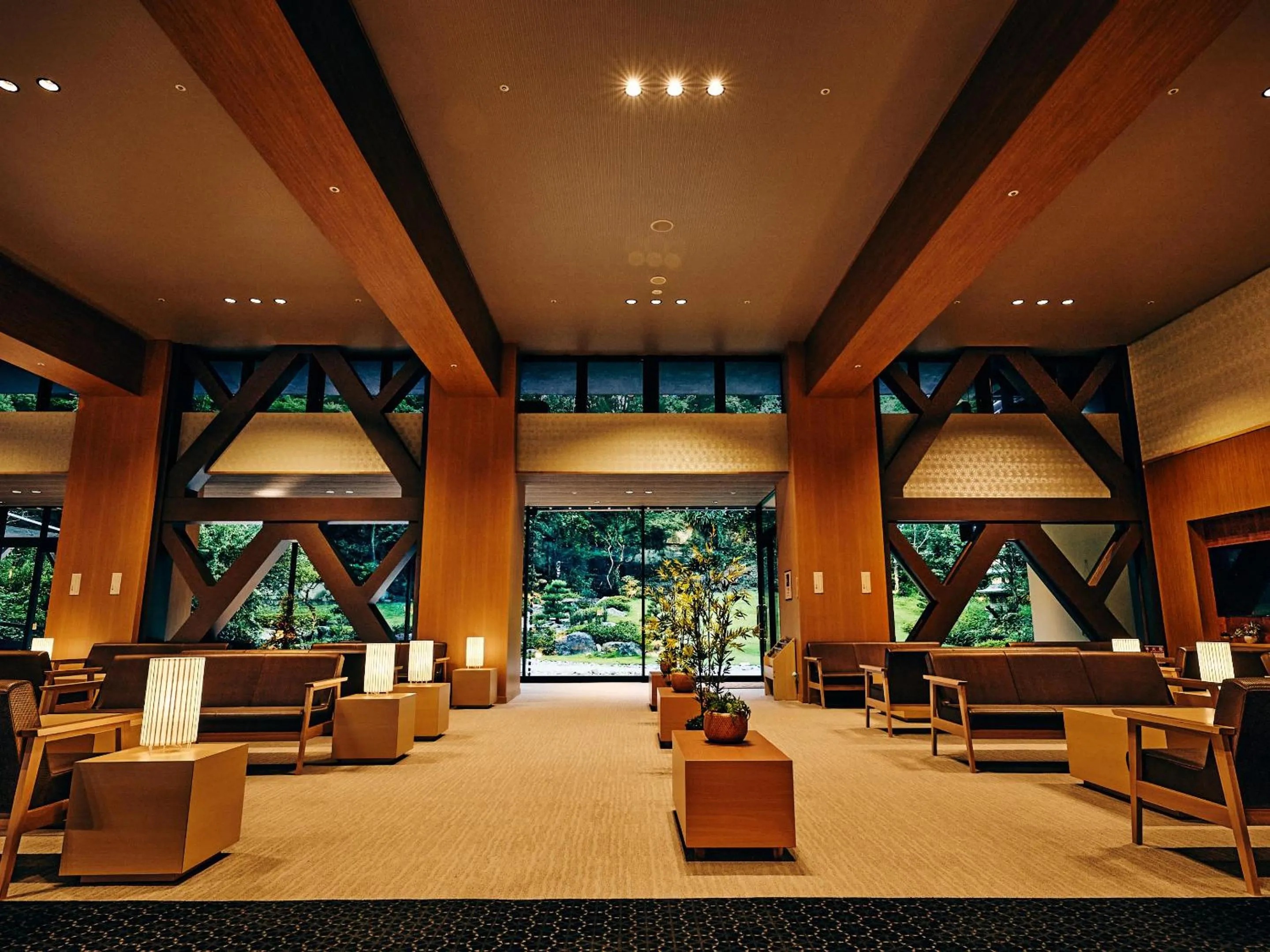 Lobby or reception in Ooedo Onsen Monogatari Premium Shirahama Gyoen