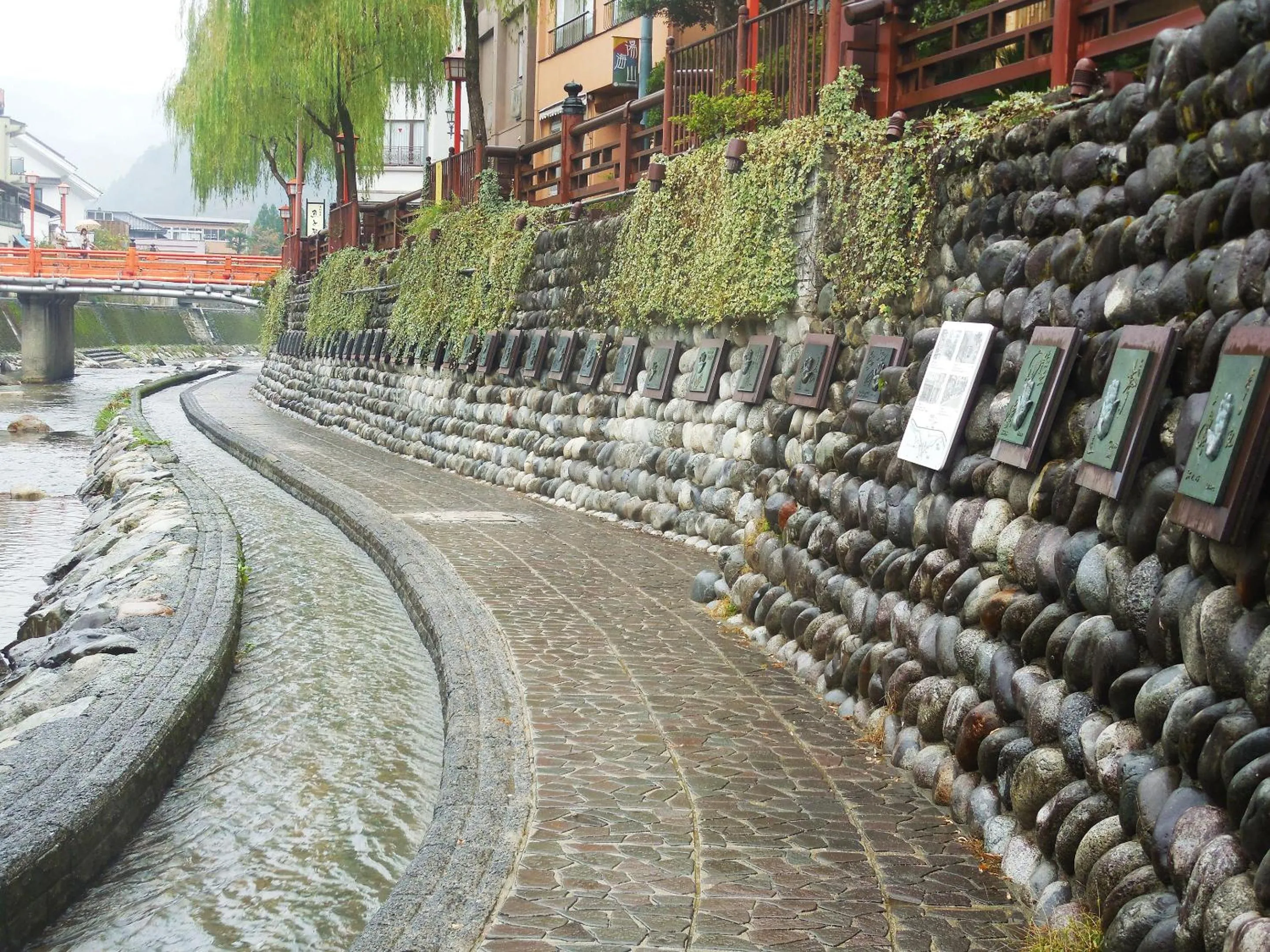 Nearby landmark in Ooedo Onsen Monogatari Miyoshiya