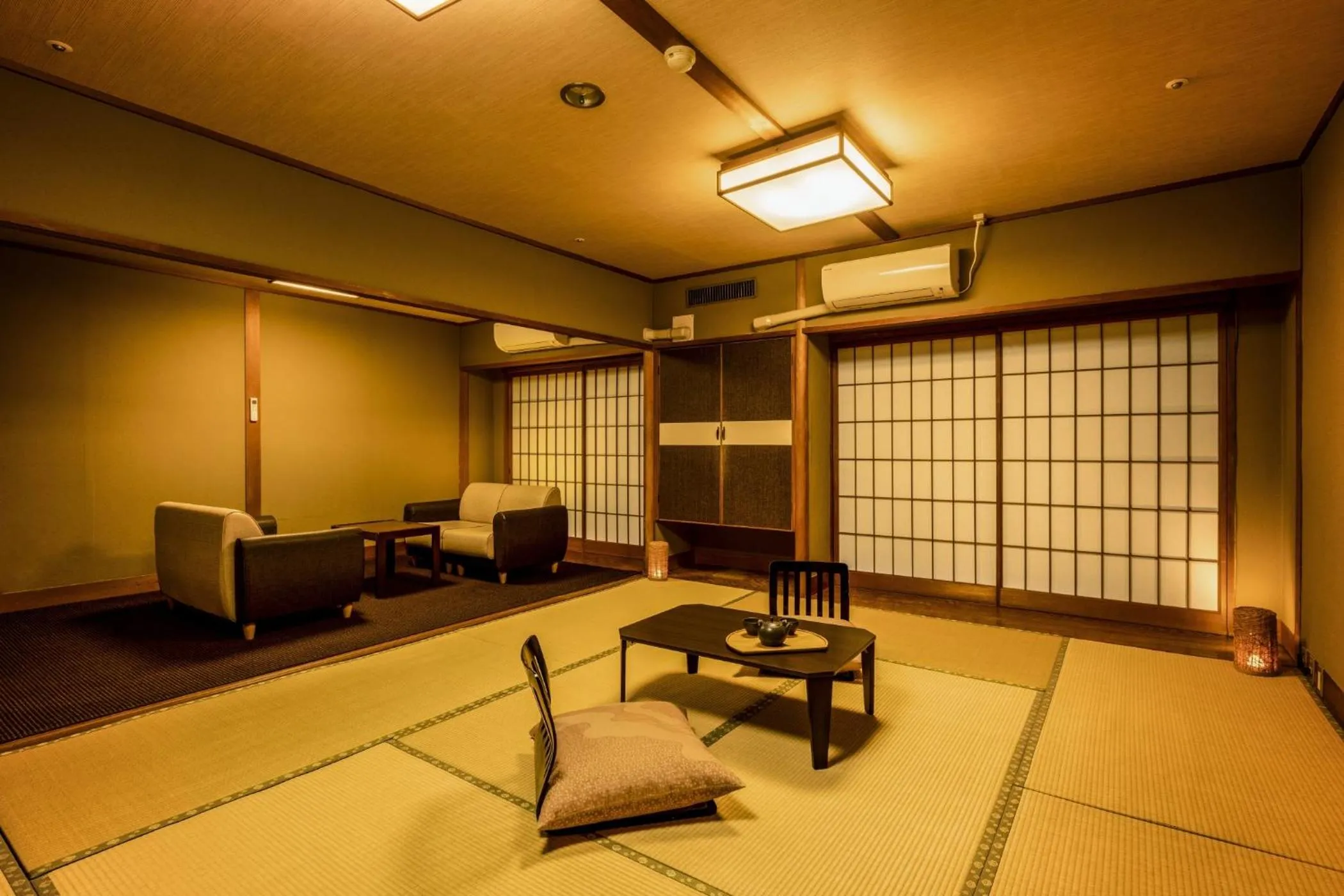 Photo of the whole room in Ooedo Onsen Monogatari Miyoshiya