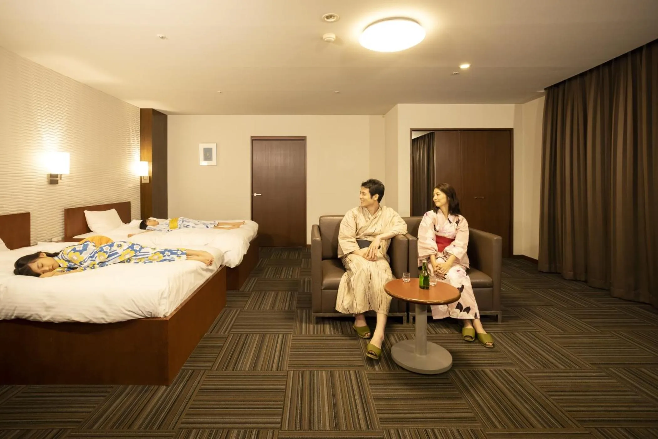 Photo of the whole room, Bed in Ooedo Onsen Monogatari Yamashiro Saichoraku