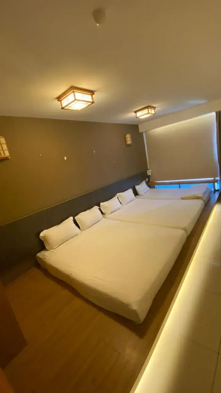 Japanese-Style Room in Hotel Vevo Puchong Malaysia Japanese-Style Room in Hotel Vevo Puchong Malaysia