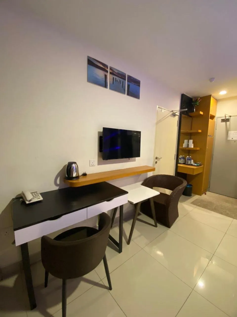TV and multimedia in Hotel Vevo Puchong Malaysia