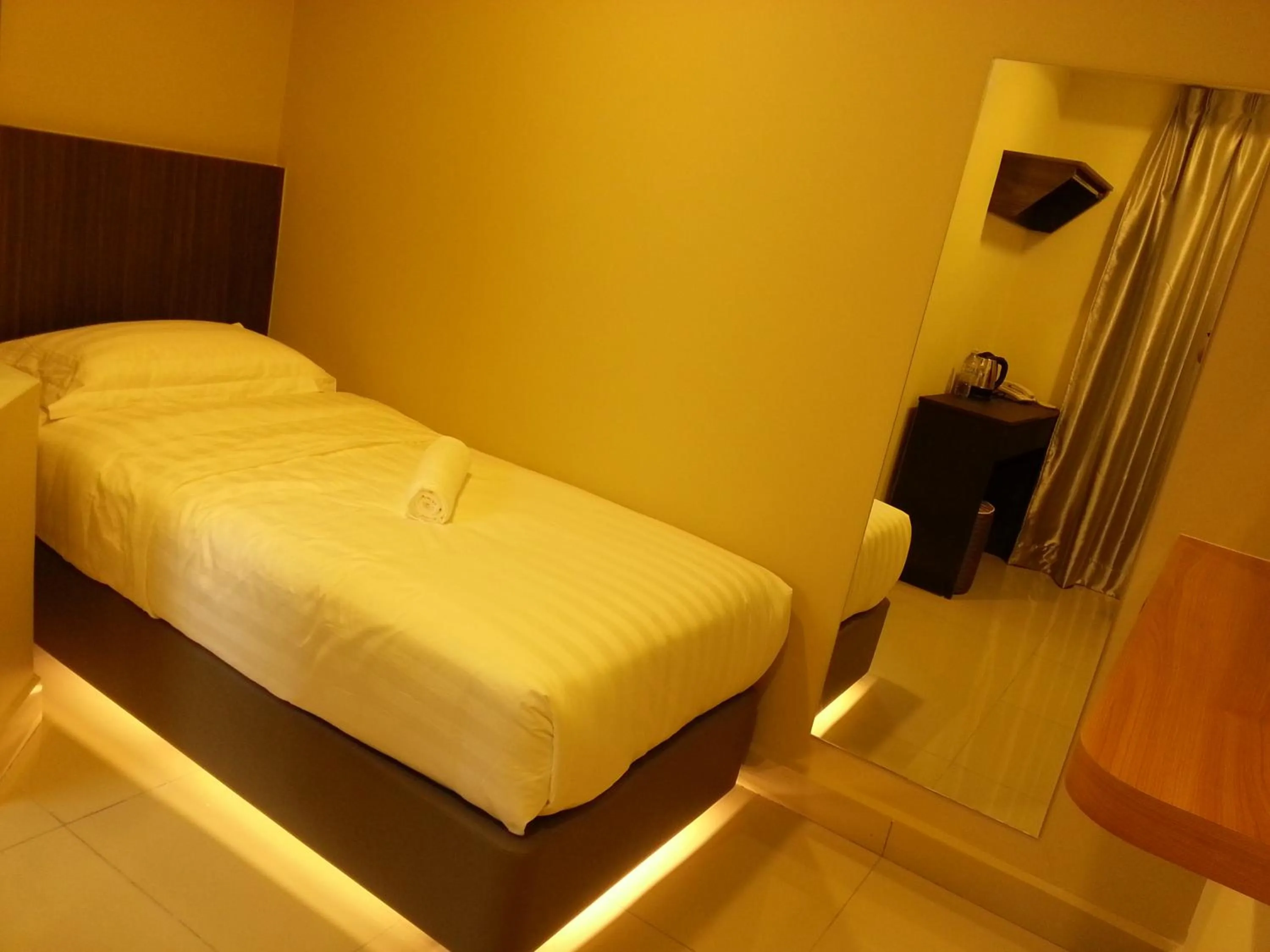 Bed in Hotel Vevo Puchong Malaysia