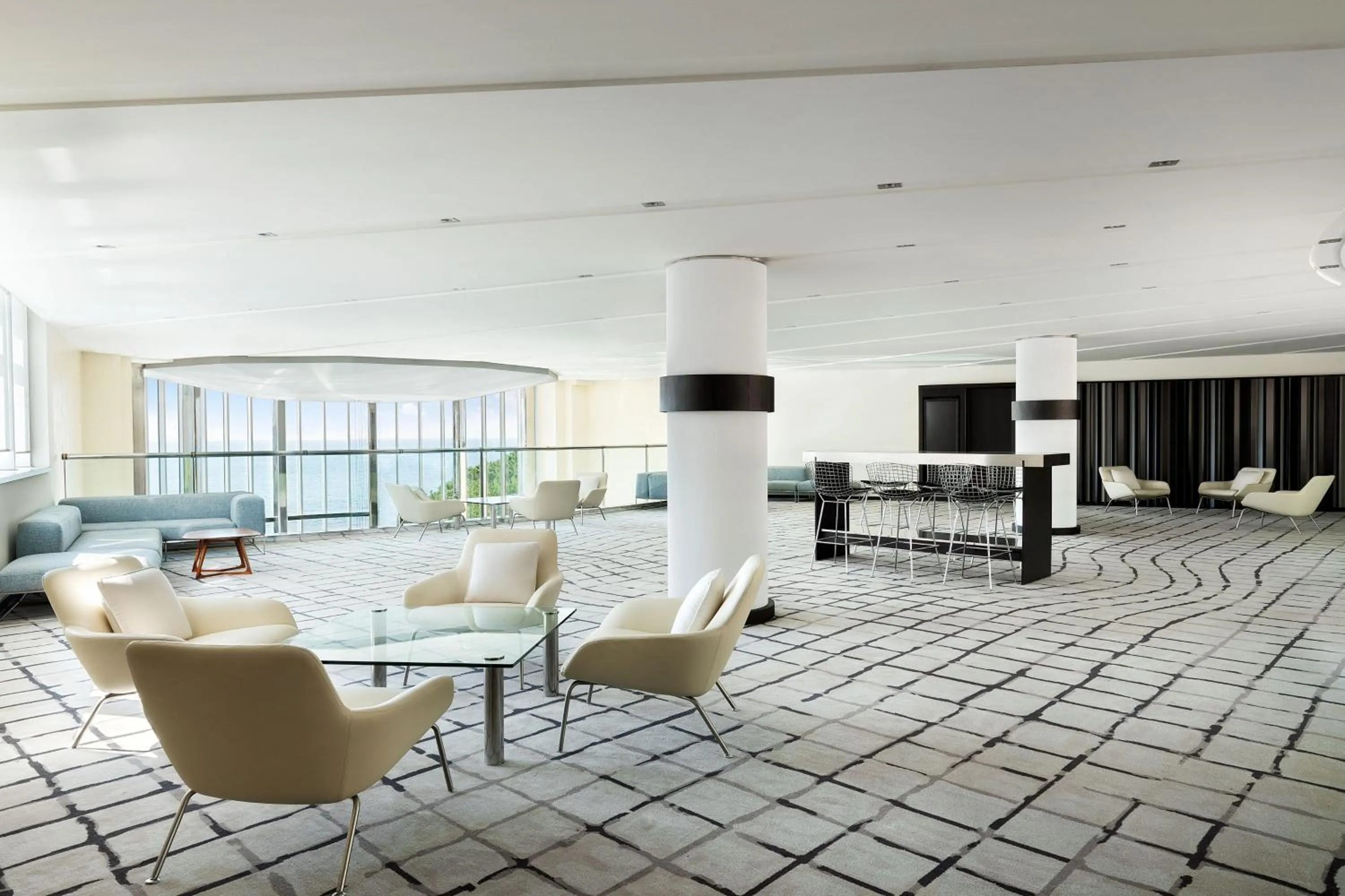 Meeting/conference room in Le Méridien Beach Plaza