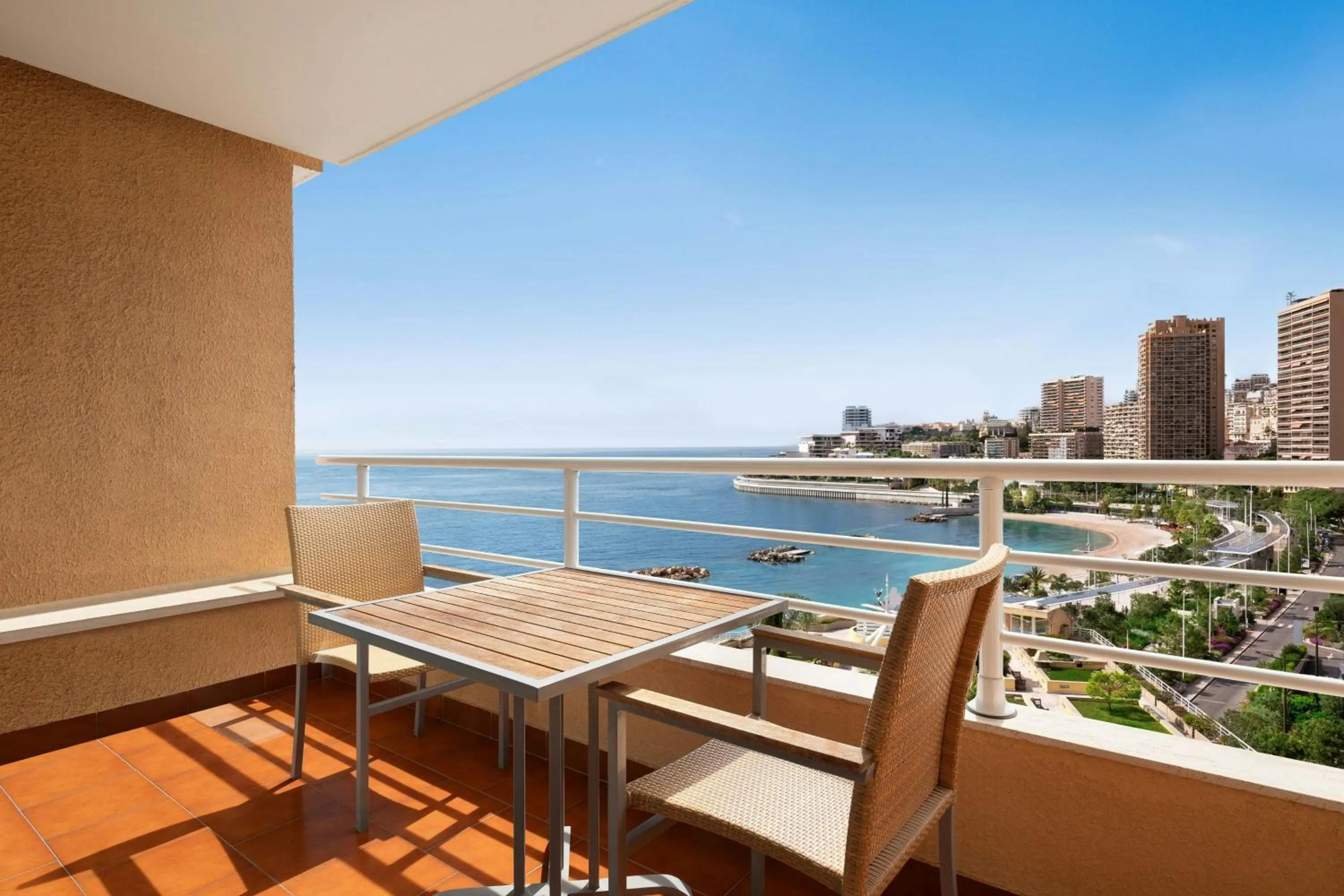 Photo of the whole room in Le Méridien Beach Plaza