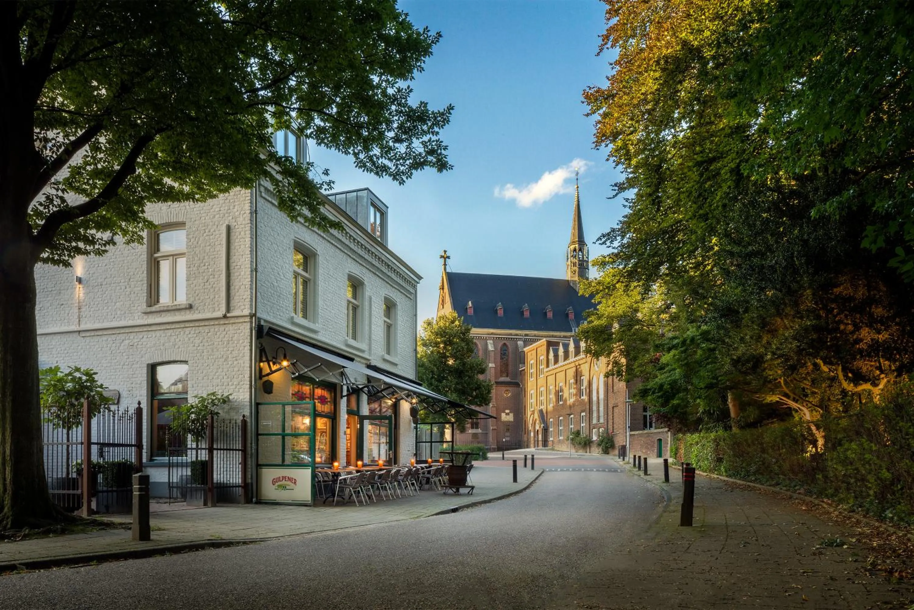 Property building in Hotel Restaurant Café Parkzicht