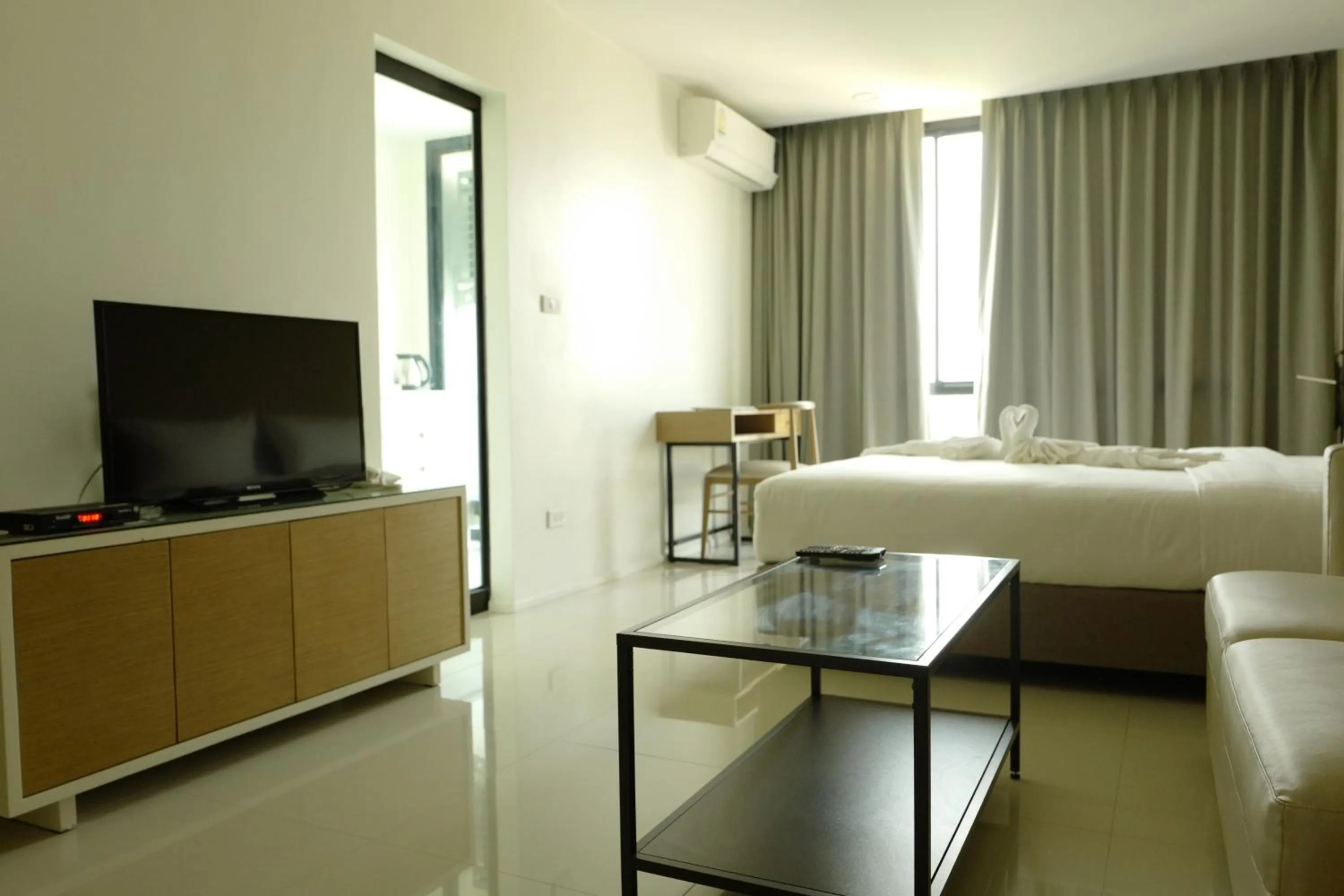 Bed in 185 Residence