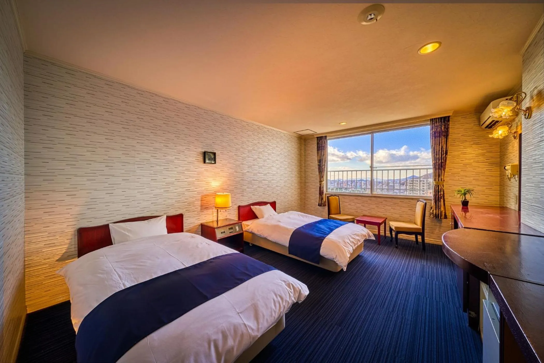 Photo of the whole room, Bed in Ooedo Onsen Monogatari Dogo