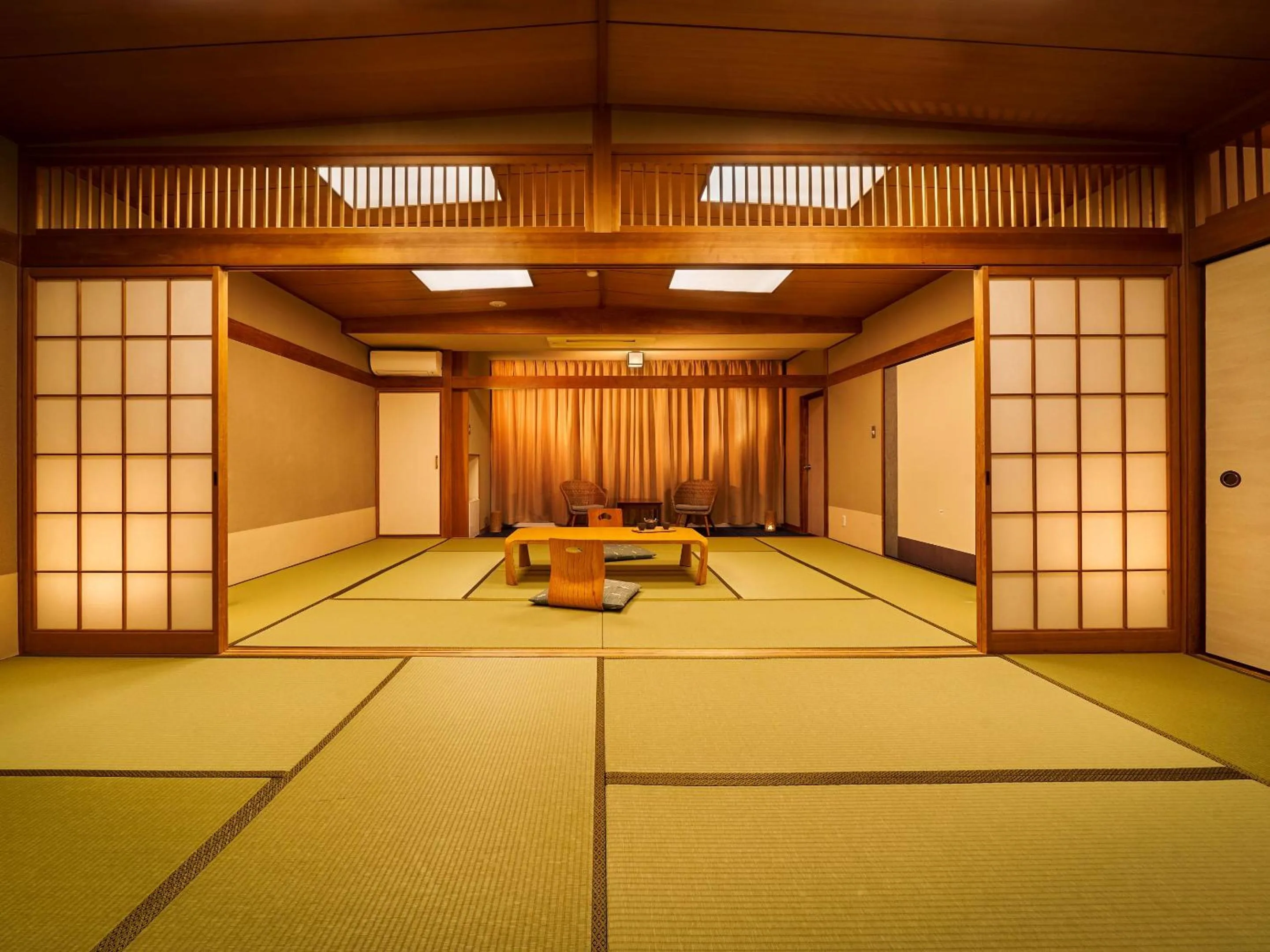 Photo of the whole room in Yukai Resort Dogo Saichoraku