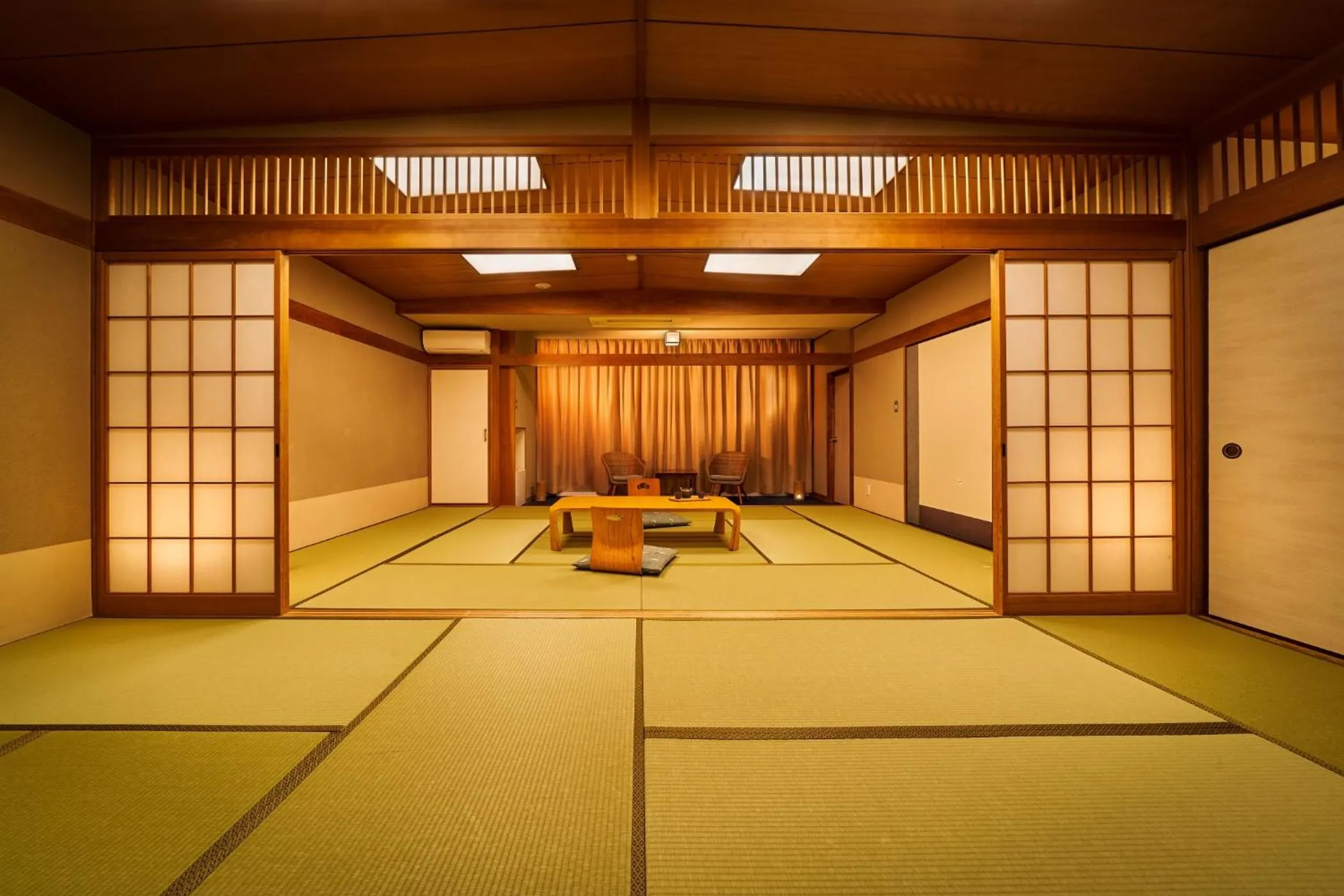 Photo of the whole room in Ooedo Onsen Monogatari Dogo