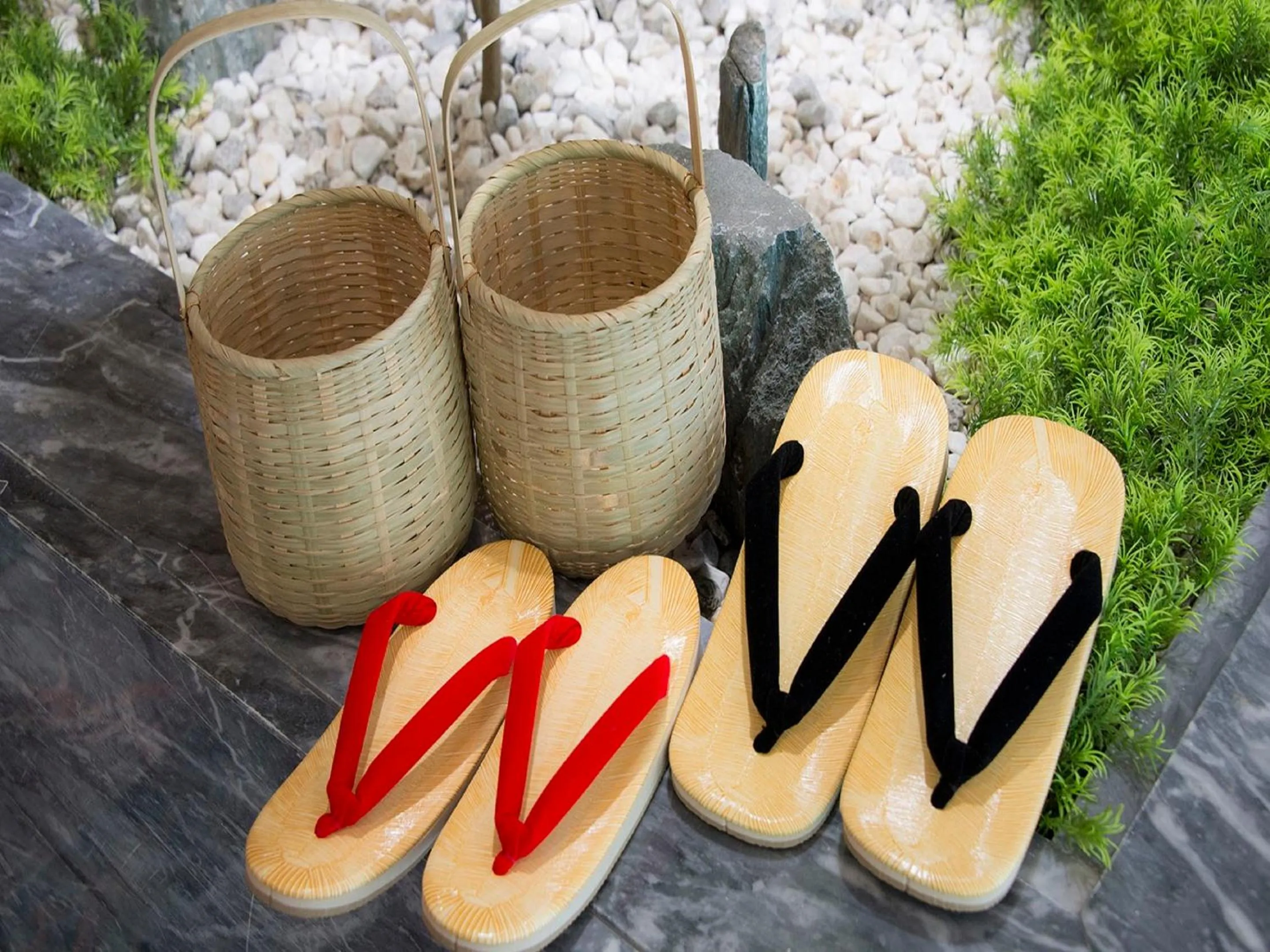 Area and facilities in Ooedo Onsen Monogatari Dogo