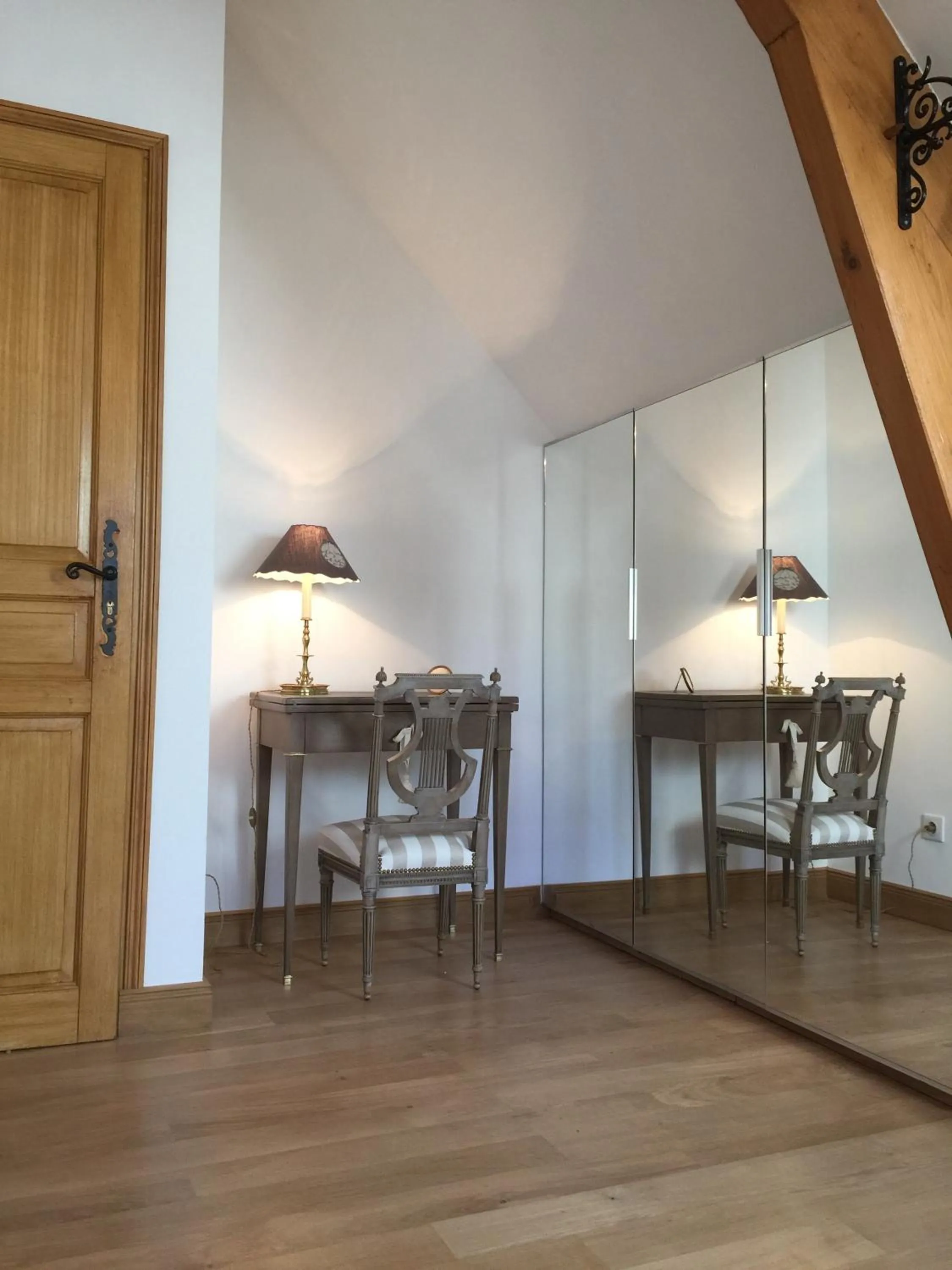 Photo of the whole room in Les Prémices De La Forêt