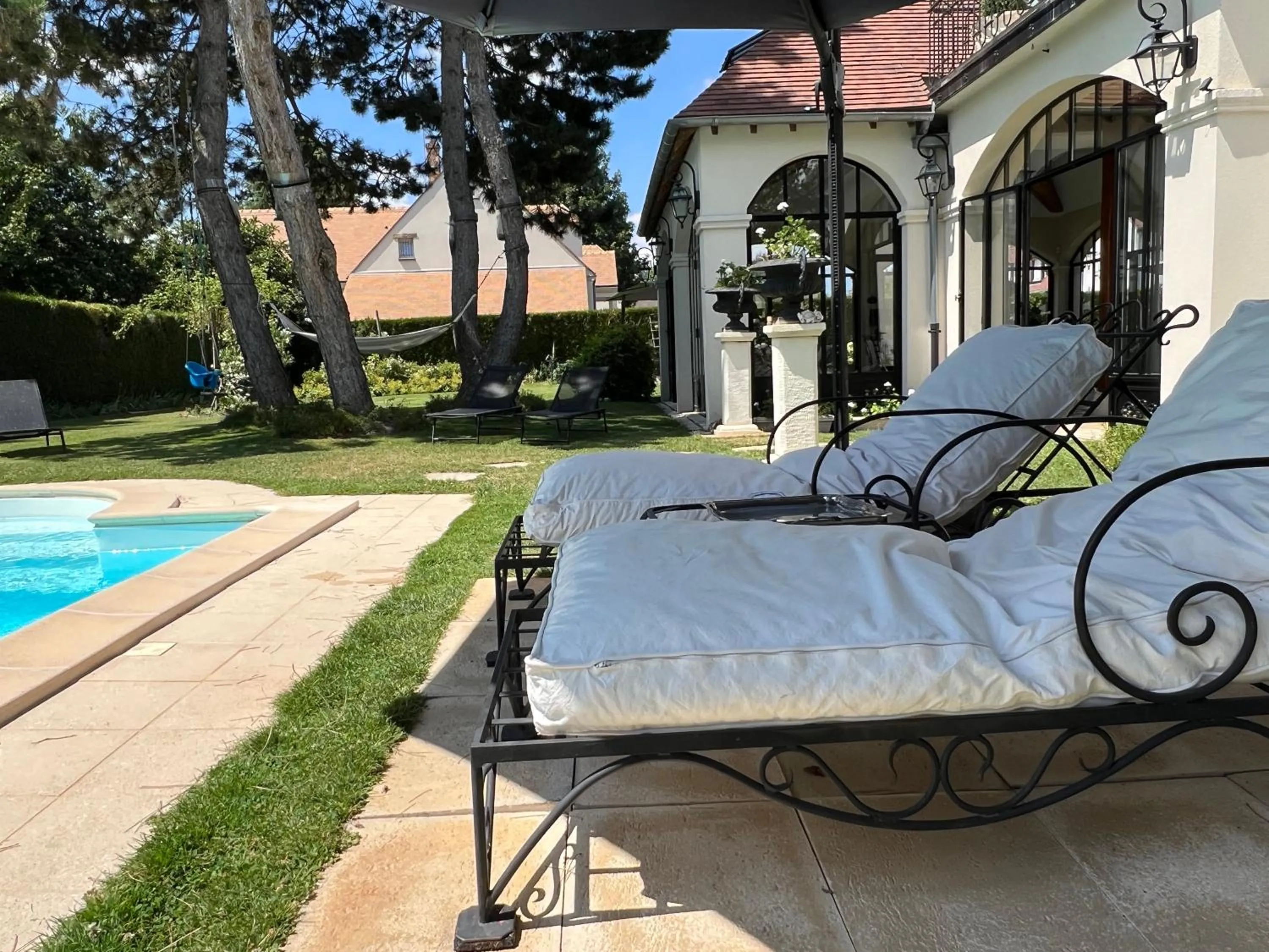 Communal kitchen in Les Prémices De La Forêt