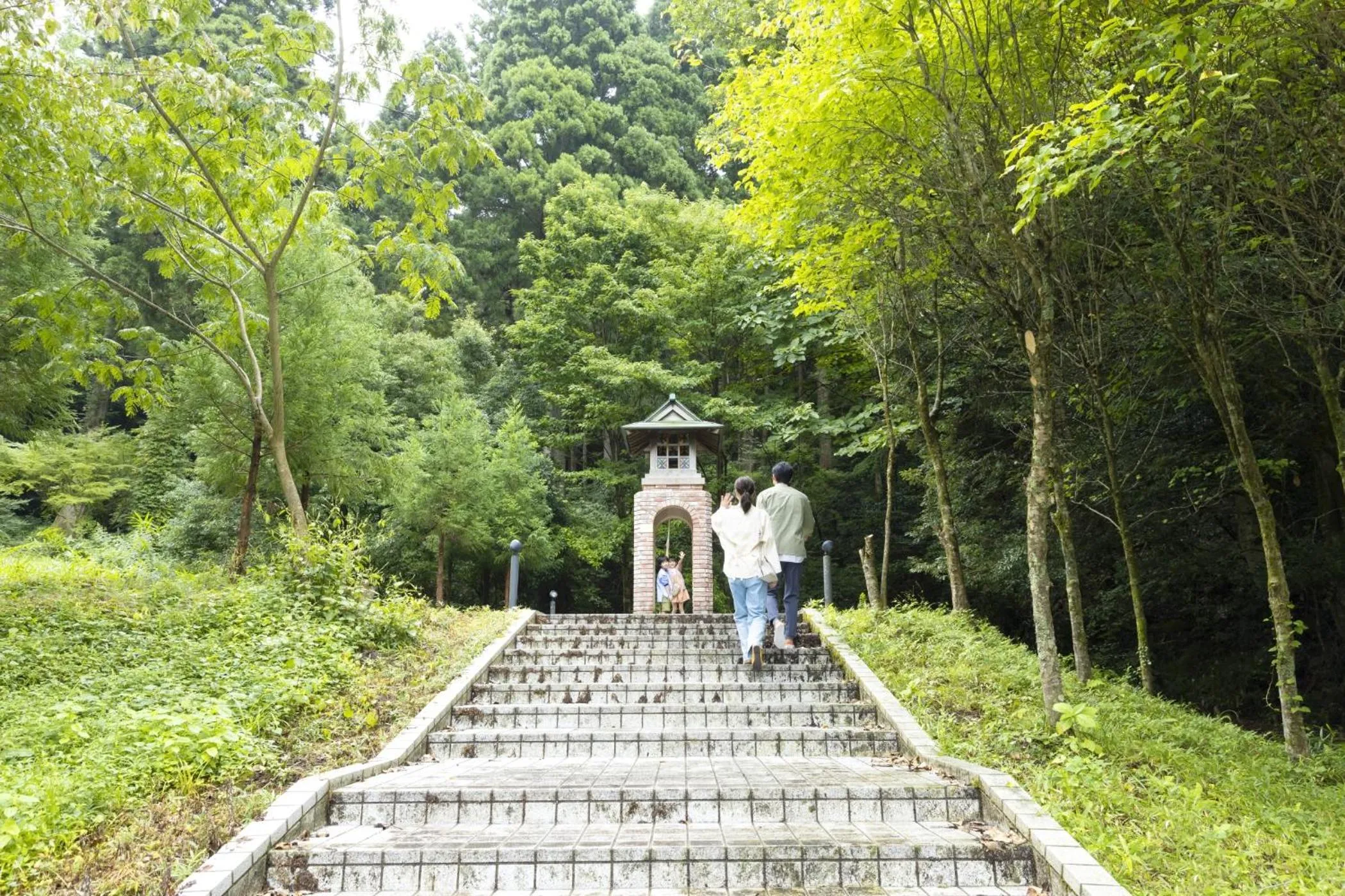 Nearby landmark in Ooedo Onsen Monogatari Awazu Grand Hotel
