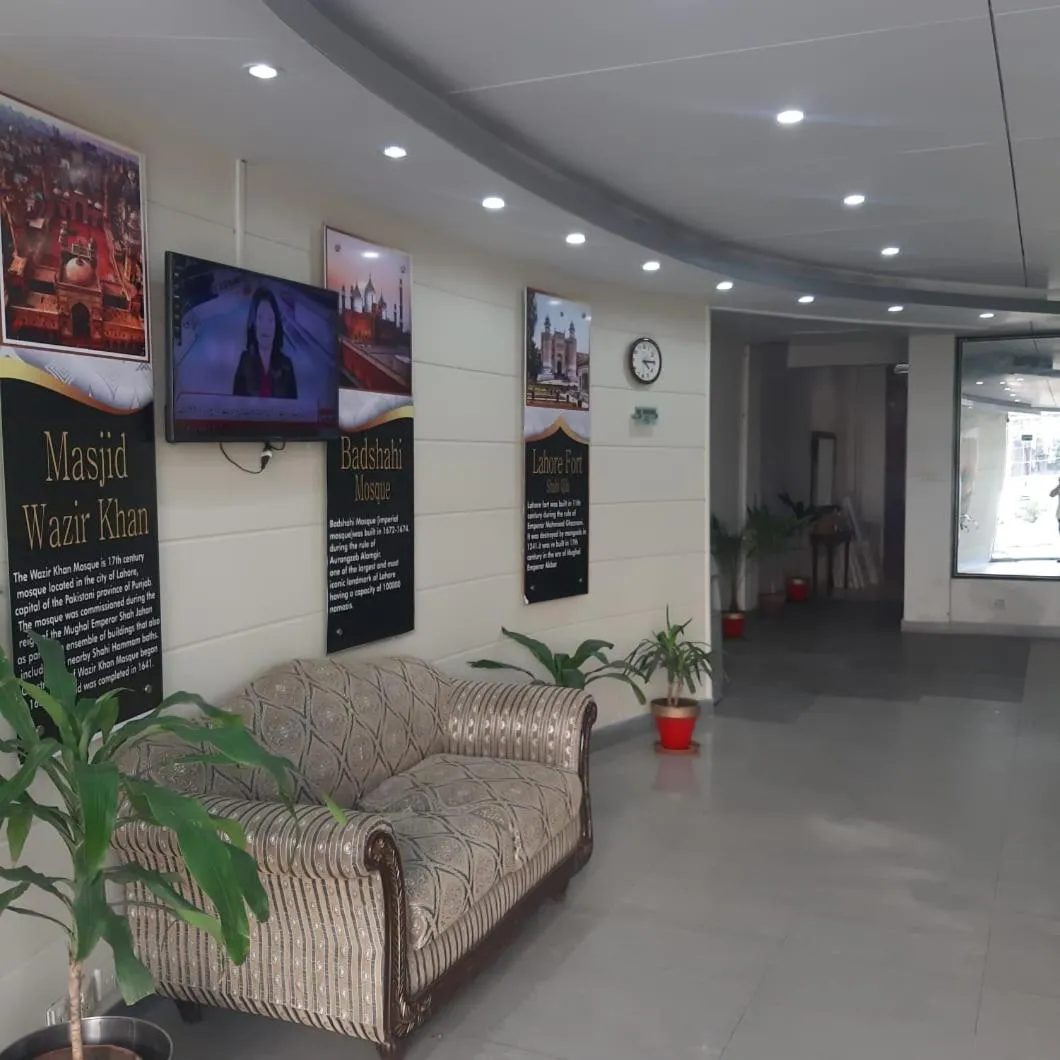 Lobby or reception in Premier Inn Davis Road Lahore